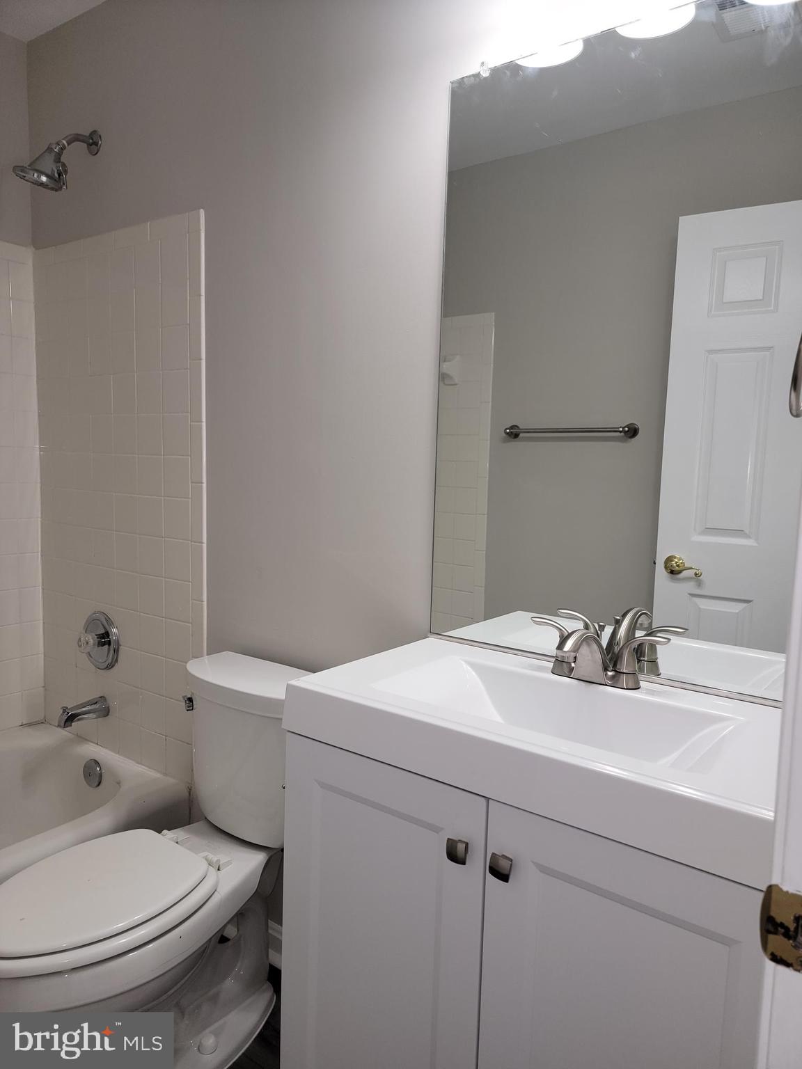 WELLINGTON/CLOVERHILL - Residential