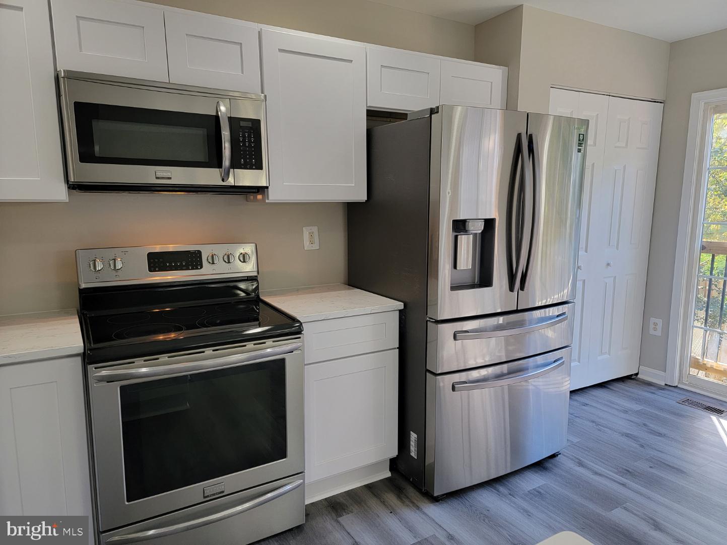 WELLINGTON/CLOVERHILL - Residential