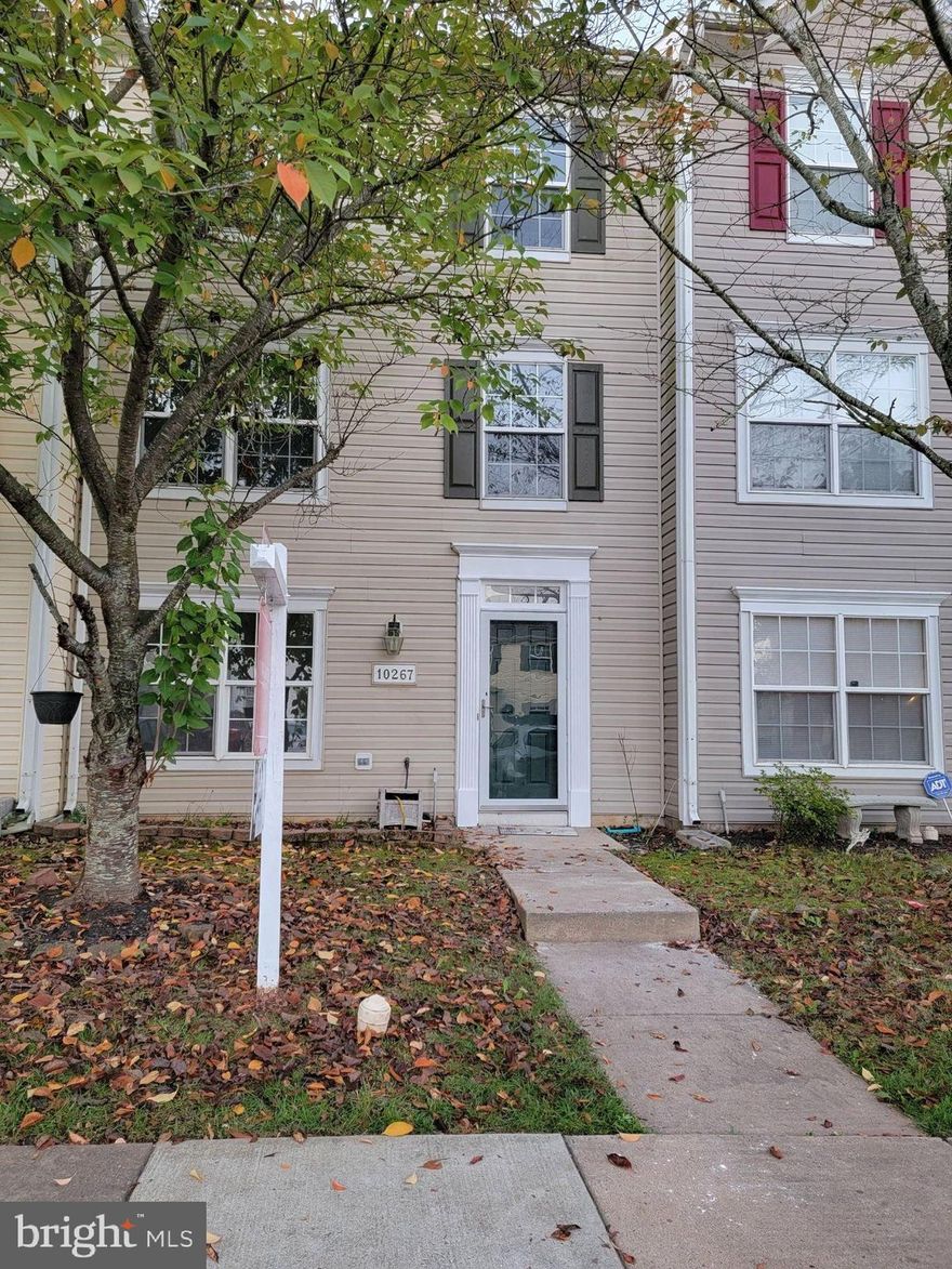 This 3-level townhouse has been completely renovated with LVP in foyer, den and first floor. The den opens up to a fenced-in yard. A bedroom and a full bath completes the ground level floor. The kitchen features new cabinets, granite counter tops, and SS appliances; a kitchen island and plenty of space for a table. On the upper floor, you will find 3 bedrooms and 2 baths. The primary bedroom features vaulted ceiling, a walk-in closet and a bathroom with garden tub, separate shower and double vanity. New carpet in all bedrooms and freshly painted top to bottom. The community offers a wide range of amenities such as bike/jogging paths,  swimming and wading pools, tennis and basketball courts, and a tot lot. Situated close to both historic Old Town Manassas and the Bull Run Battlefield Civil War site, there are unlimited unique opportunities for shopping, community events, excursions and activities.
Offers are presented as they come. Seller will make a decision on Sunday after the open house.