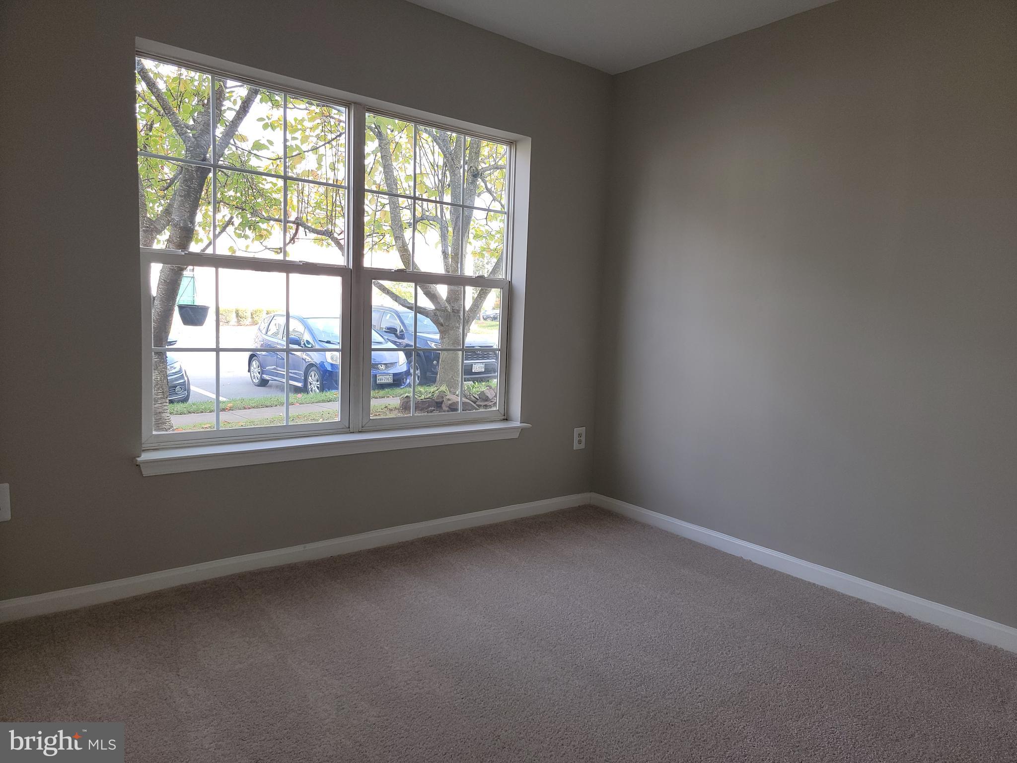 WELLINGTON/CLOVERHILL - Residential