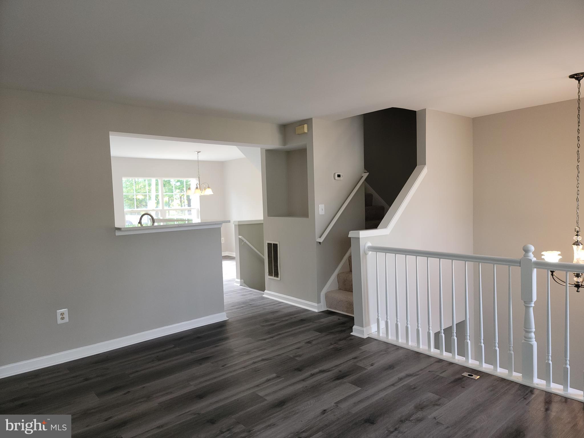 WELLINGTON/CLOVERHILL - Residential