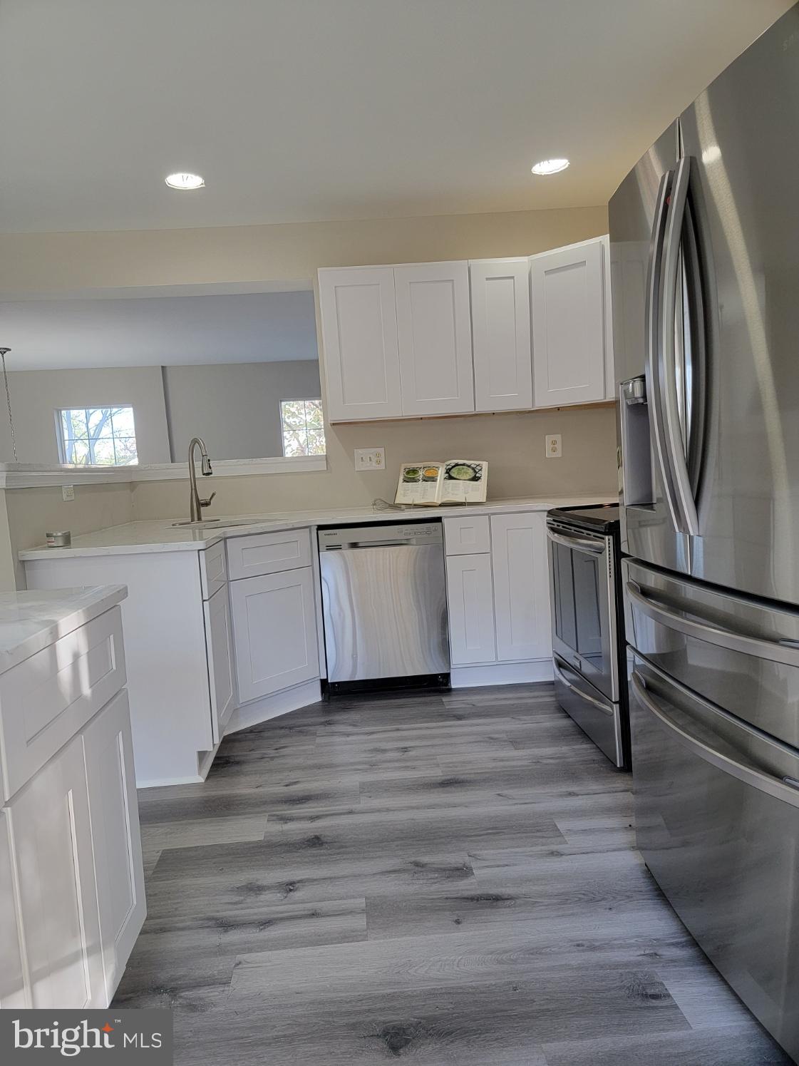 WELLINGTON/CLOVERHILL - Residential