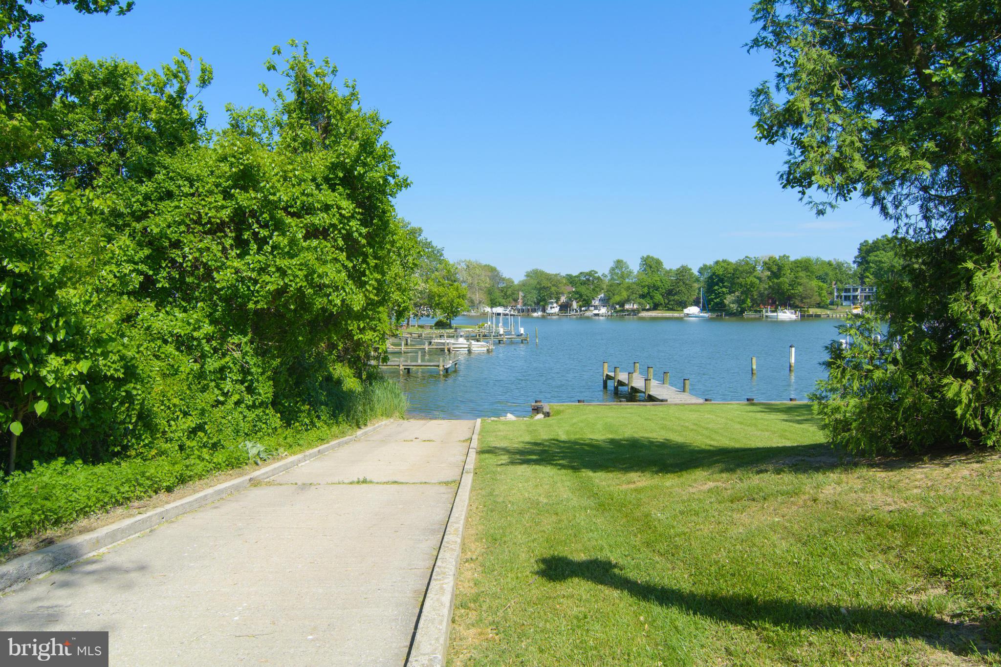 PINE GROVE HOMES - Residential