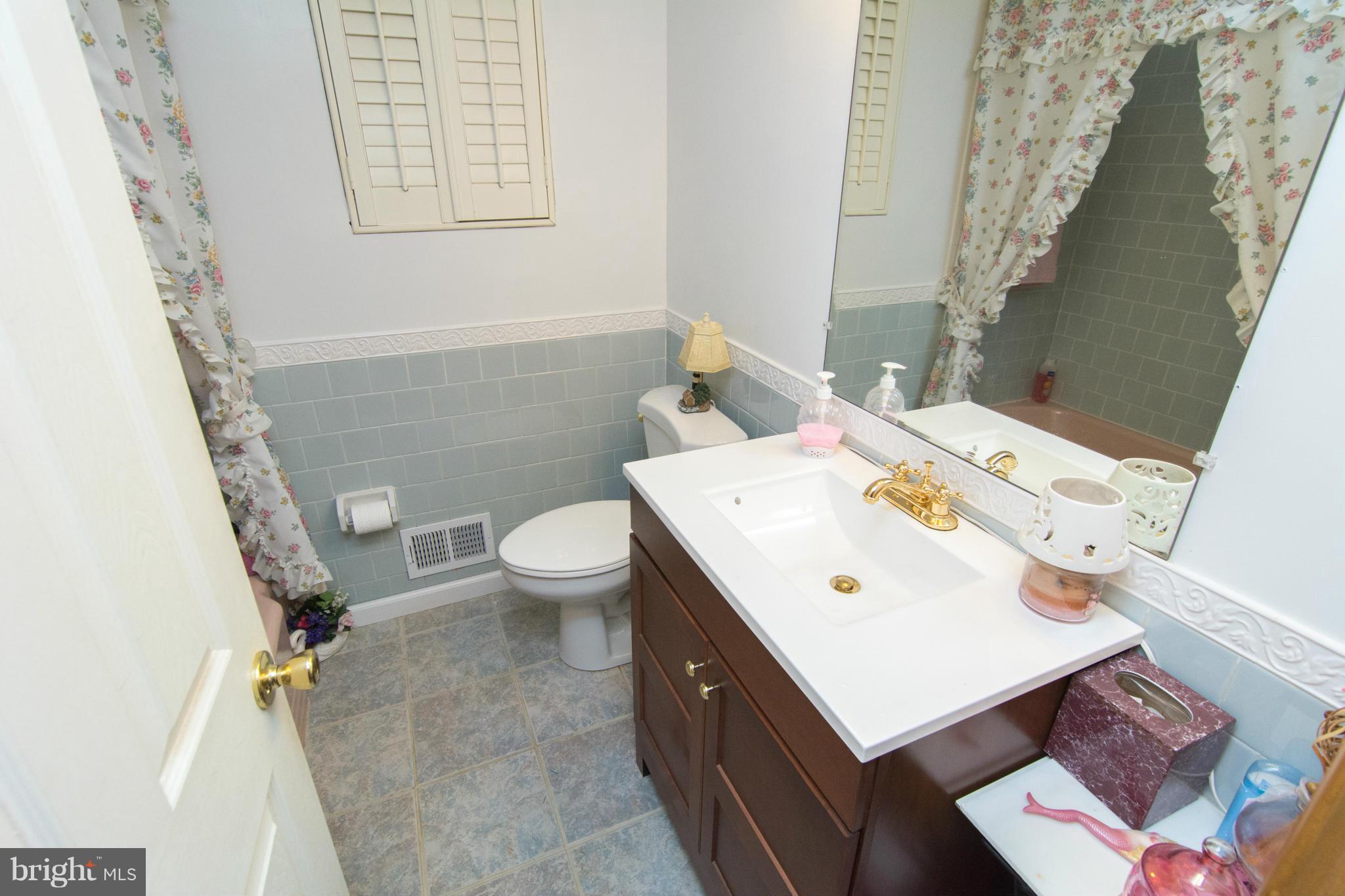 PINE GROVE HOMES - Residential