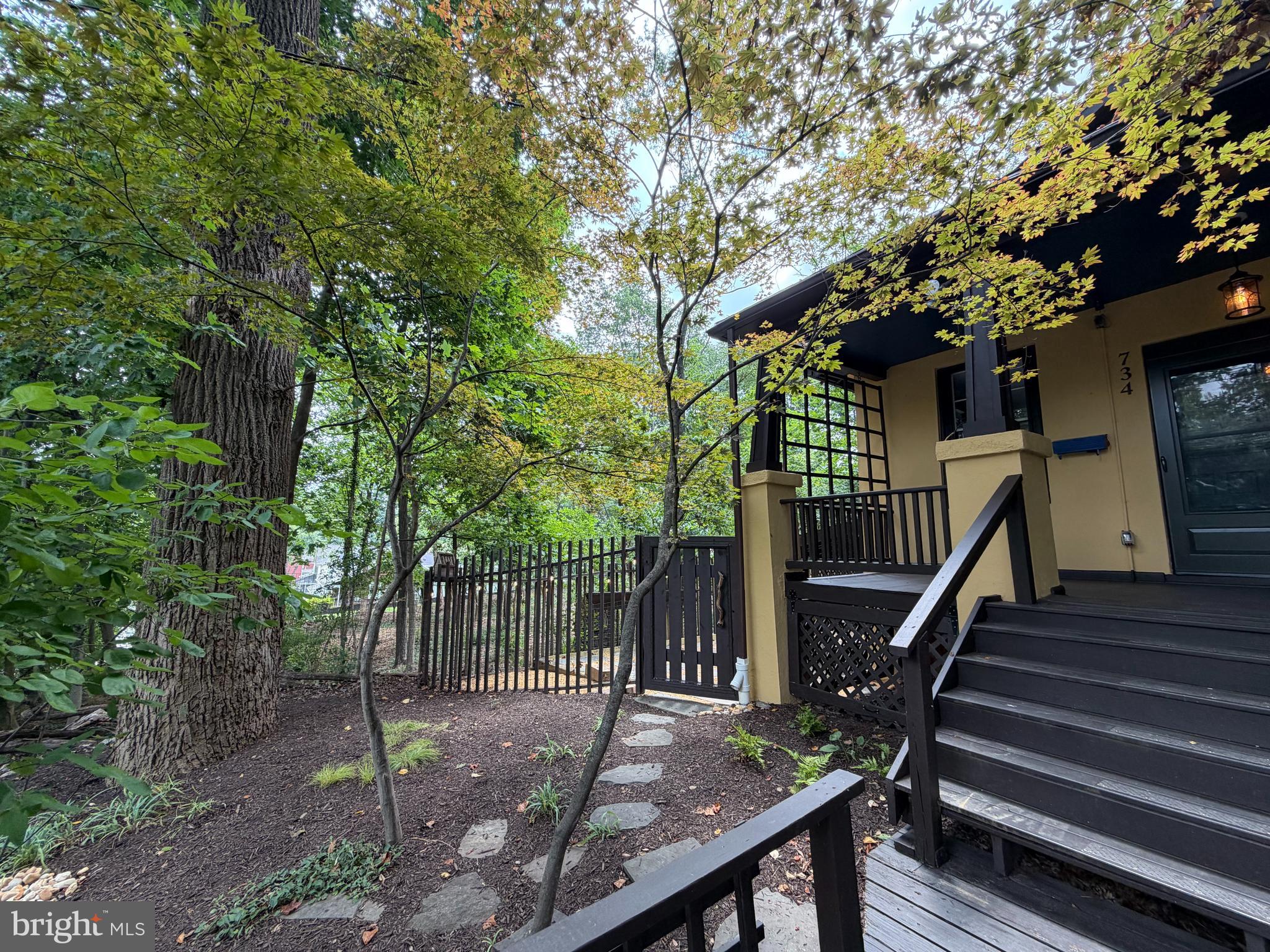 734 SILVER SPRING AVENUE