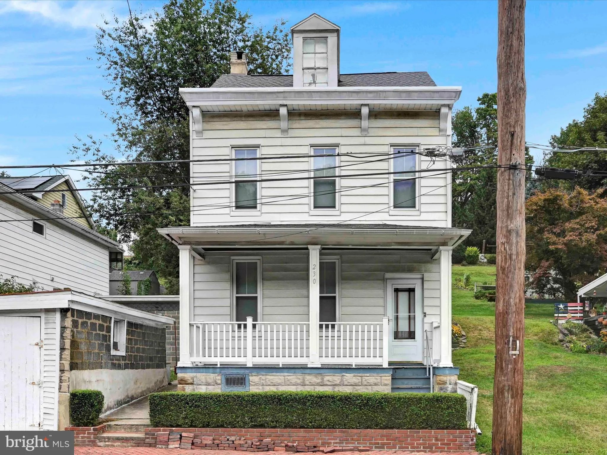 Pottsville, Pennsylvania 17901, United States, 3 Bedrooms Bedrooms, ,1 BathroomBathrooms,Residential,Pending,191714