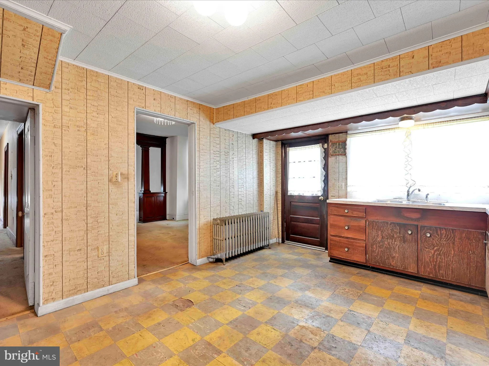 Pottsville, Pennsylvania 17901, United States, 3 Bedrooms Bedrooms, ,1 BathroomBathrooms,Residential,Pending,191714