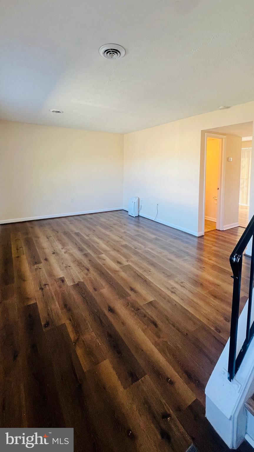 ASH HOLLOW ESTATES - Residential