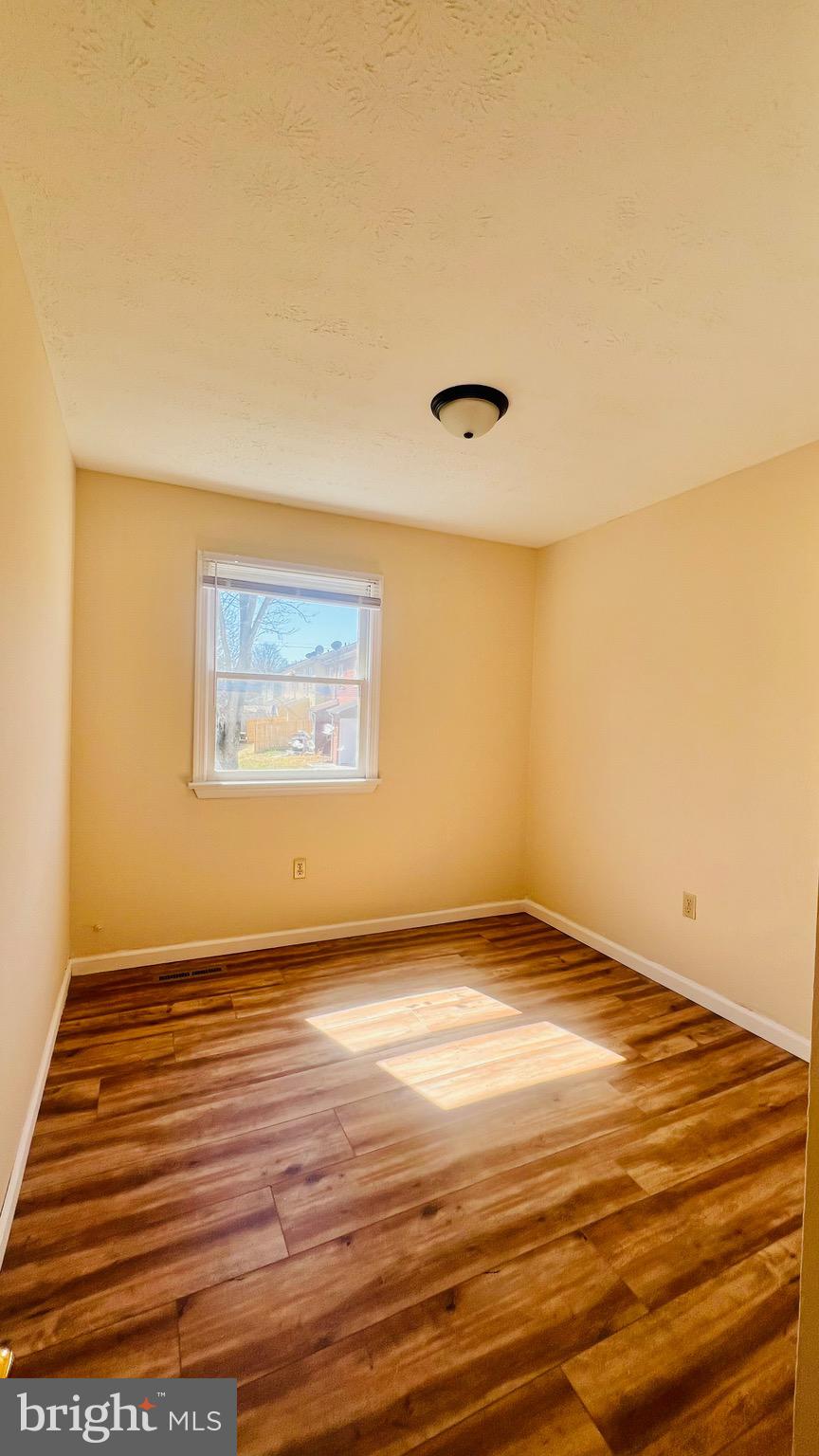 ASH HOLLOW ESTATES - Residential