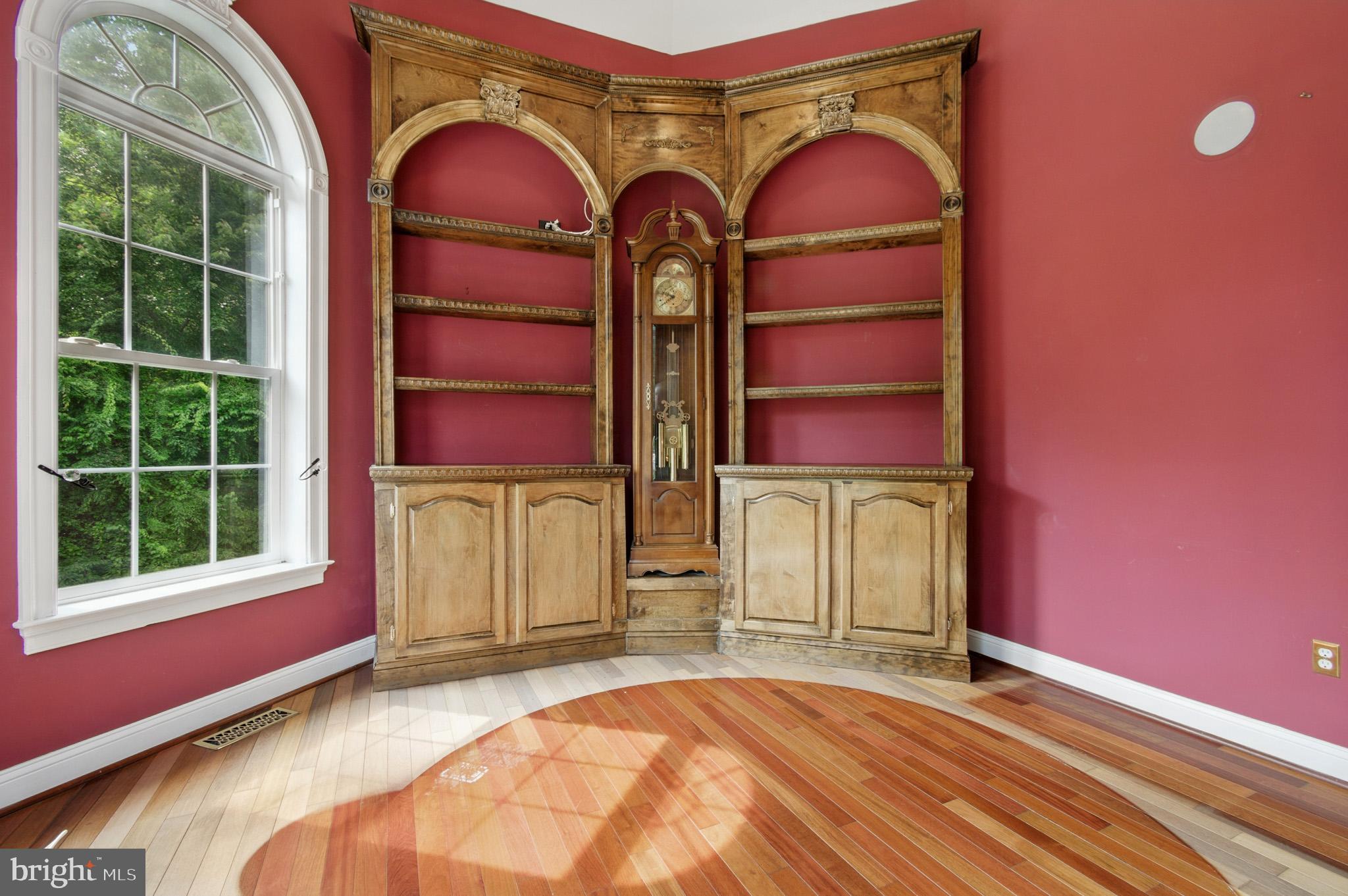 WINDSOR ESTATES - Residential