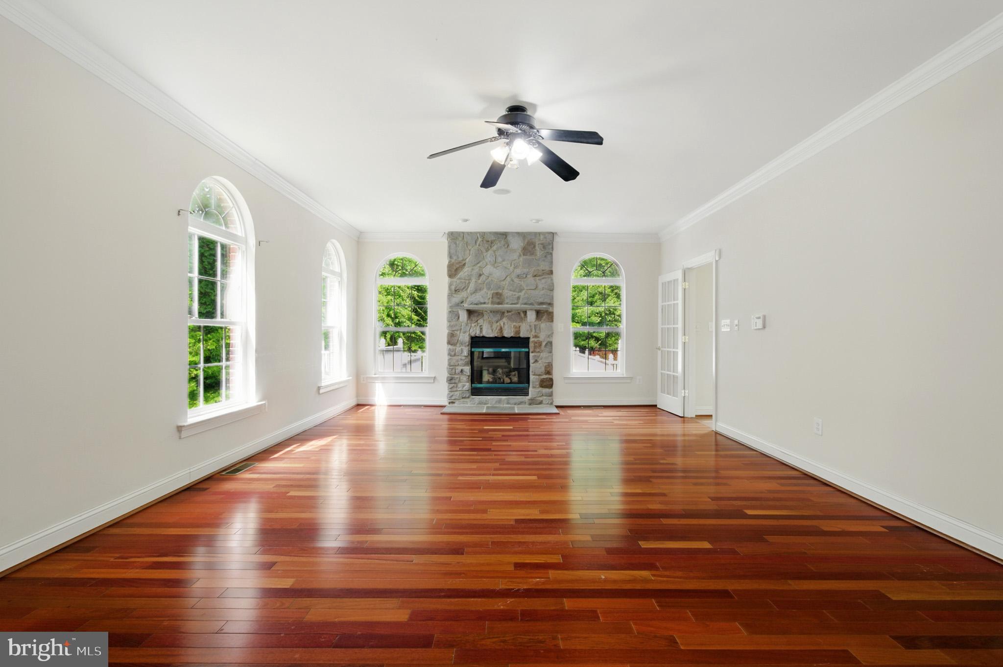 WINDSOR ESTATES - Residential