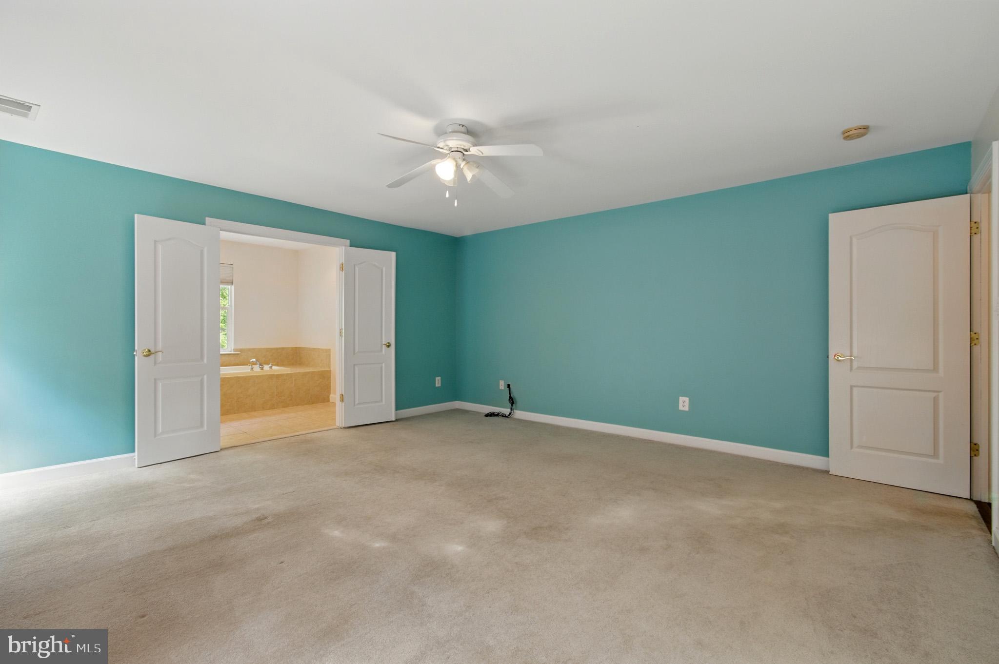 WINDSOR ESTATES - Residential