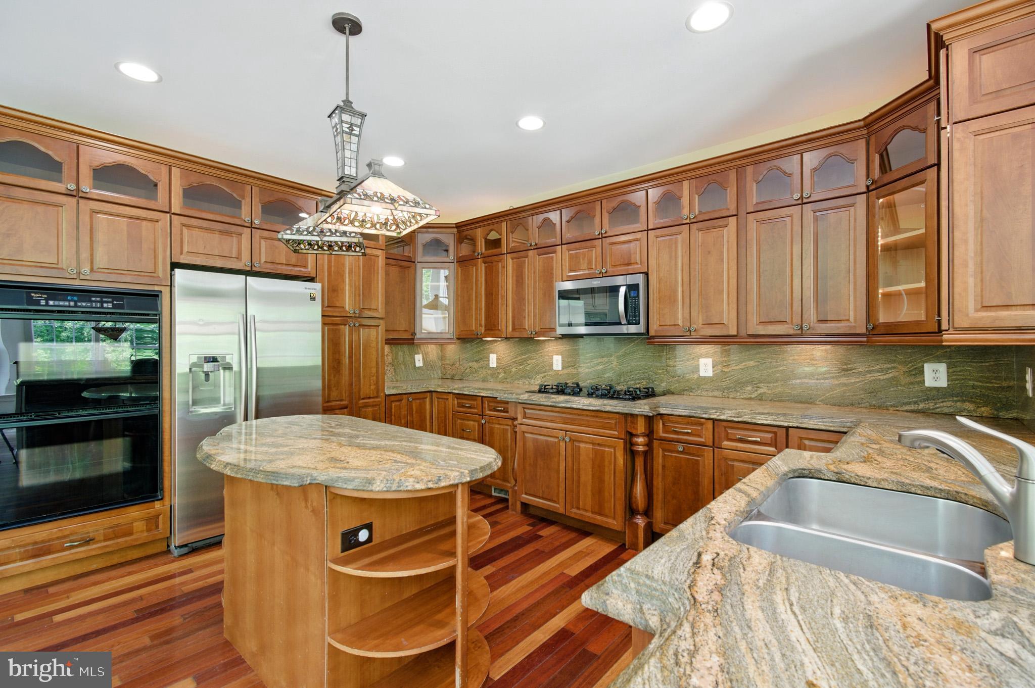 WINDSOR ESTATES - Residential