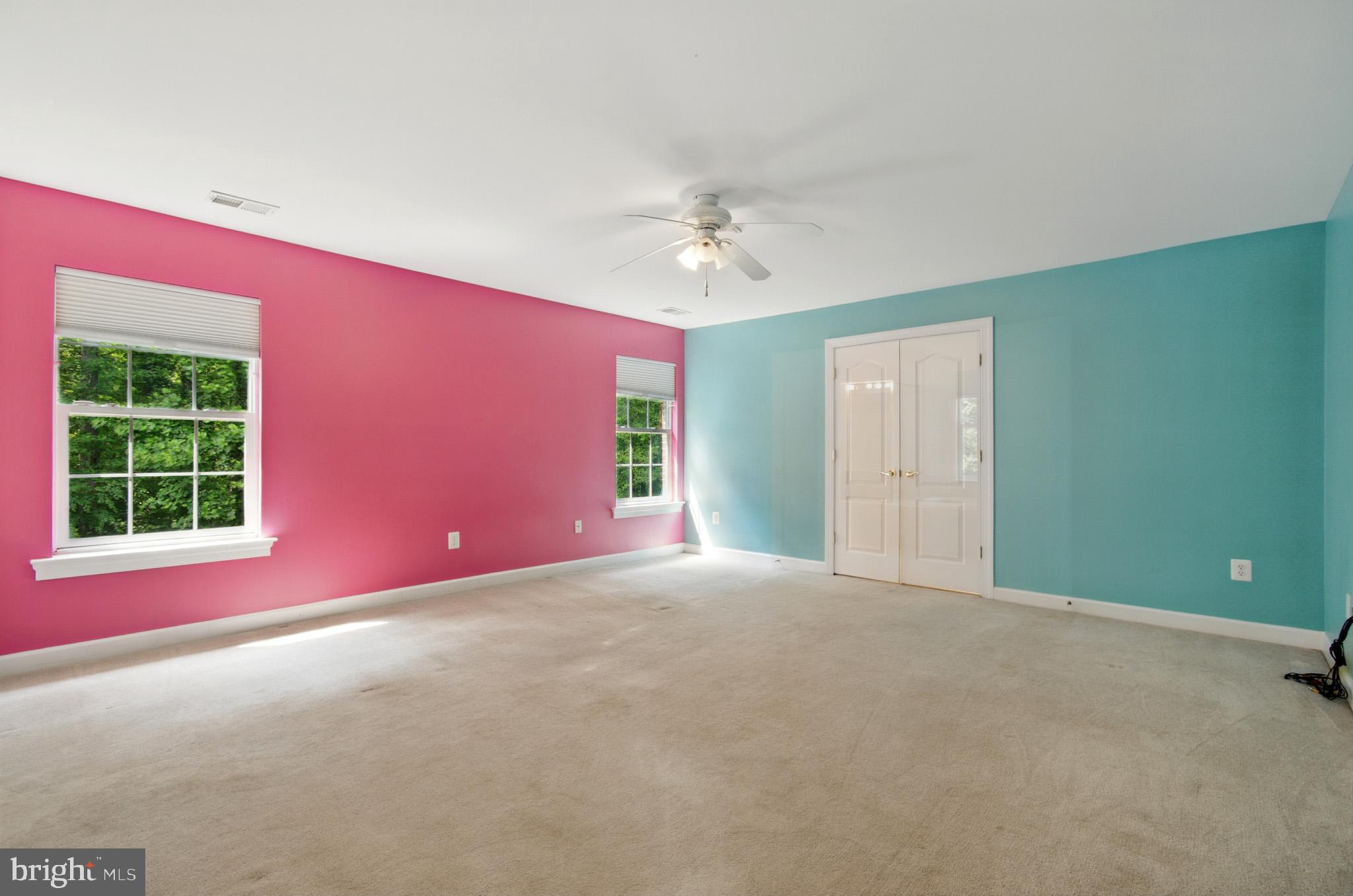 WINDSOR ESTATES - Residential