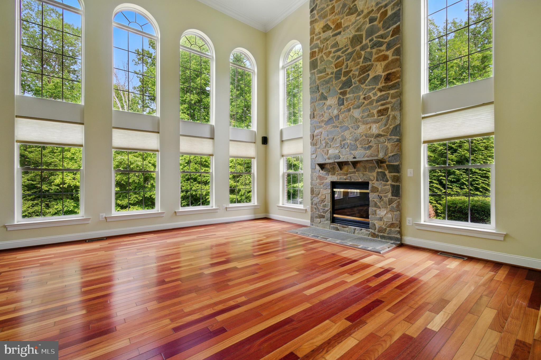 WINDSOR ESTATES - Residential