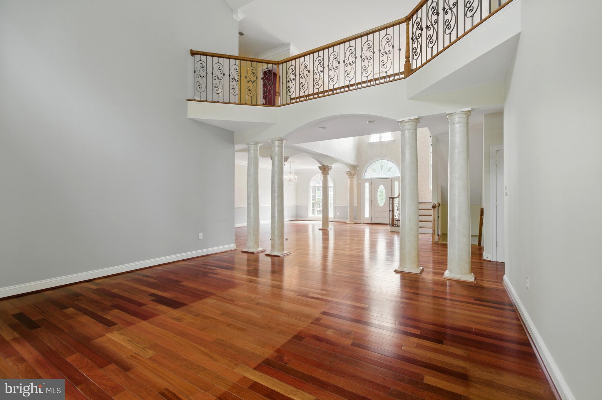 WINDSOR ESTATES - Residential