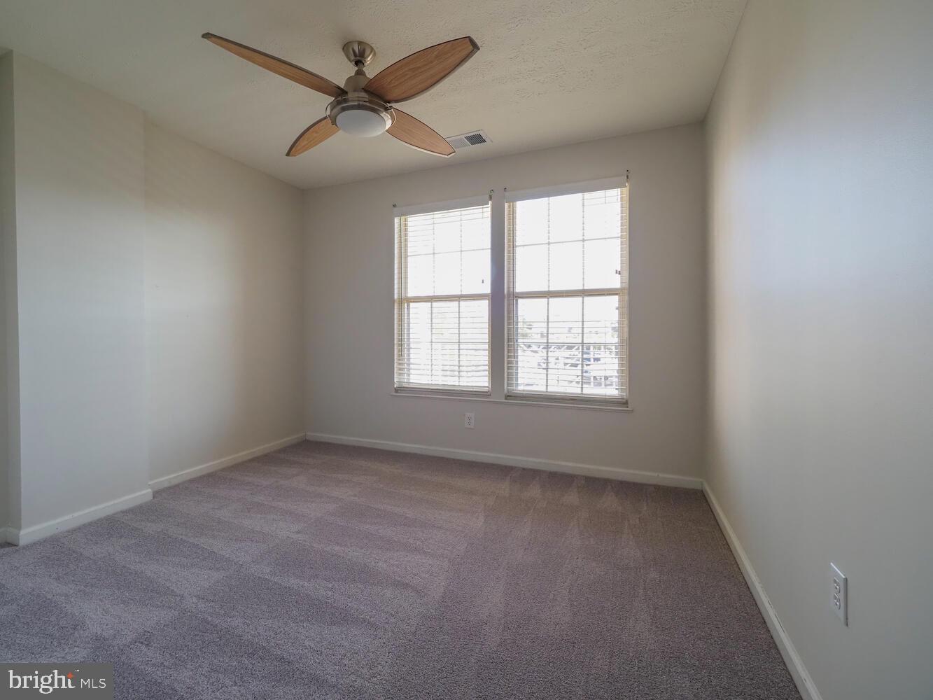 CHESTNUT GABLE - Residential