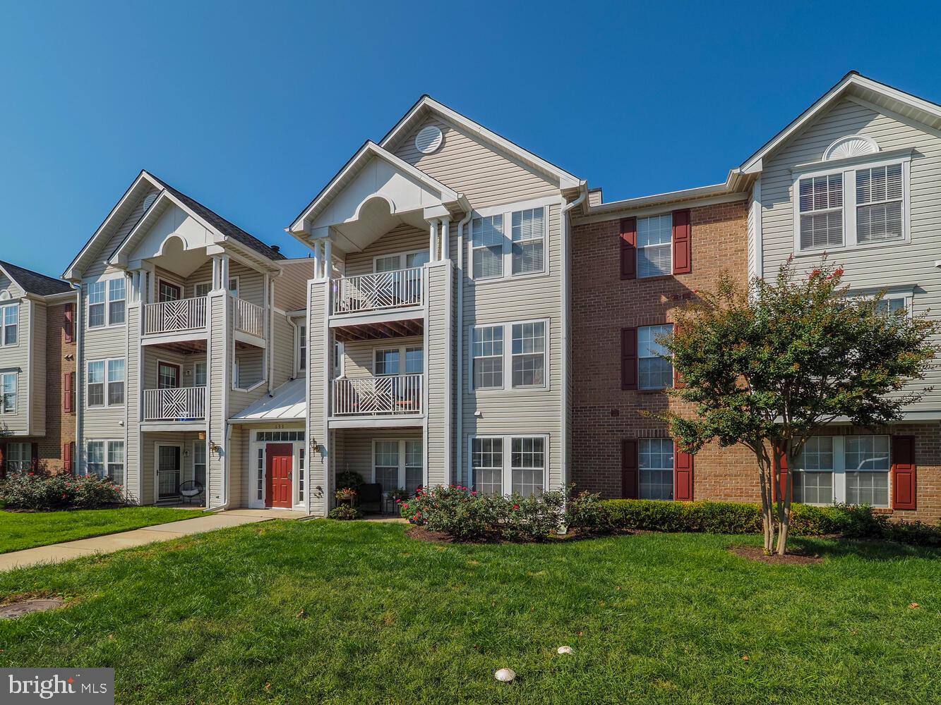 CHESTNUT GABLE - Residential