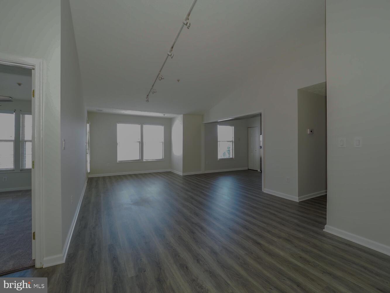 CHESTNUT GABLE - Residential