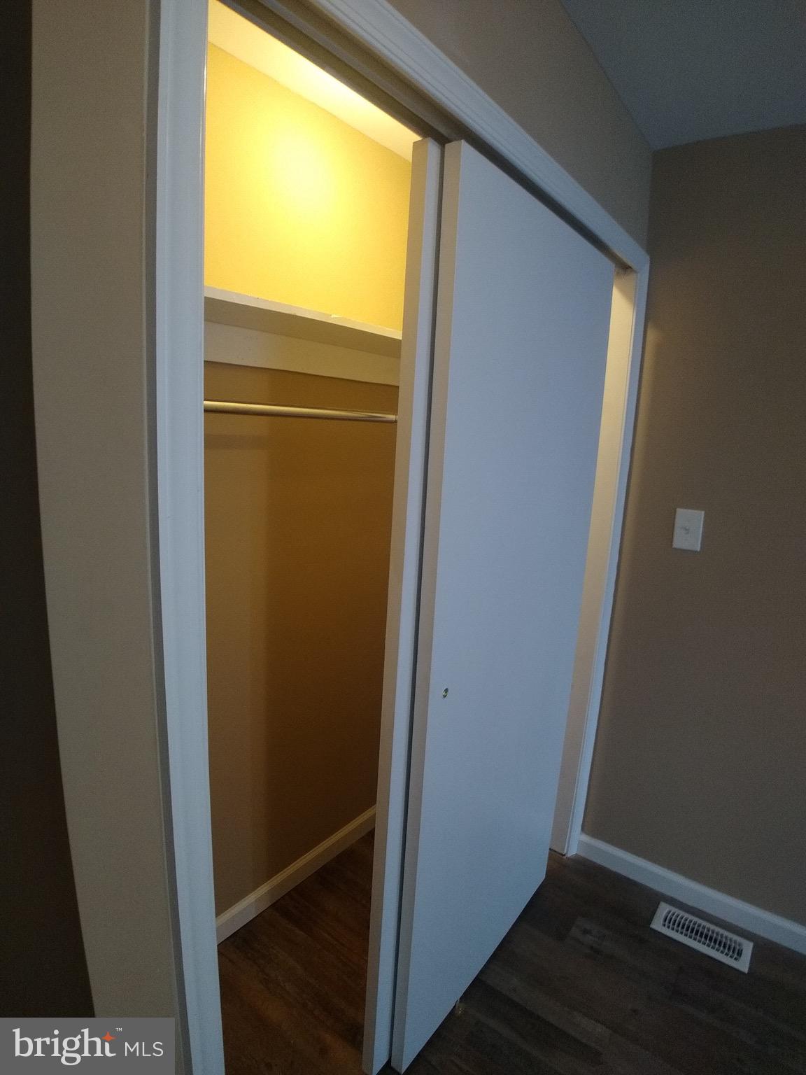 COBBS CREEK - Residential Lease