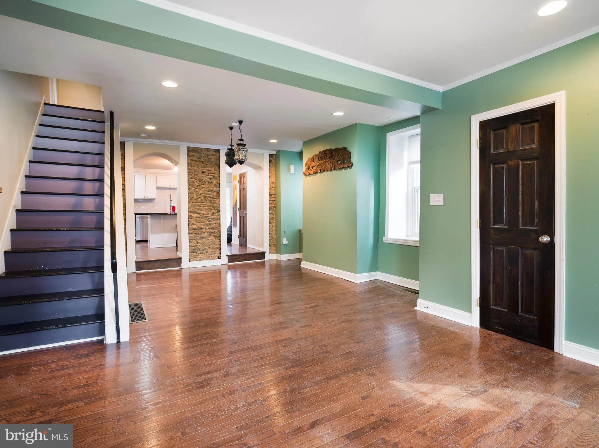 Philadelphia, Pennsylvania 19128, United States, 4 Bedrooms Bedrooms, ,3 BathroomsBathrooms,Residential,Contingent,17946