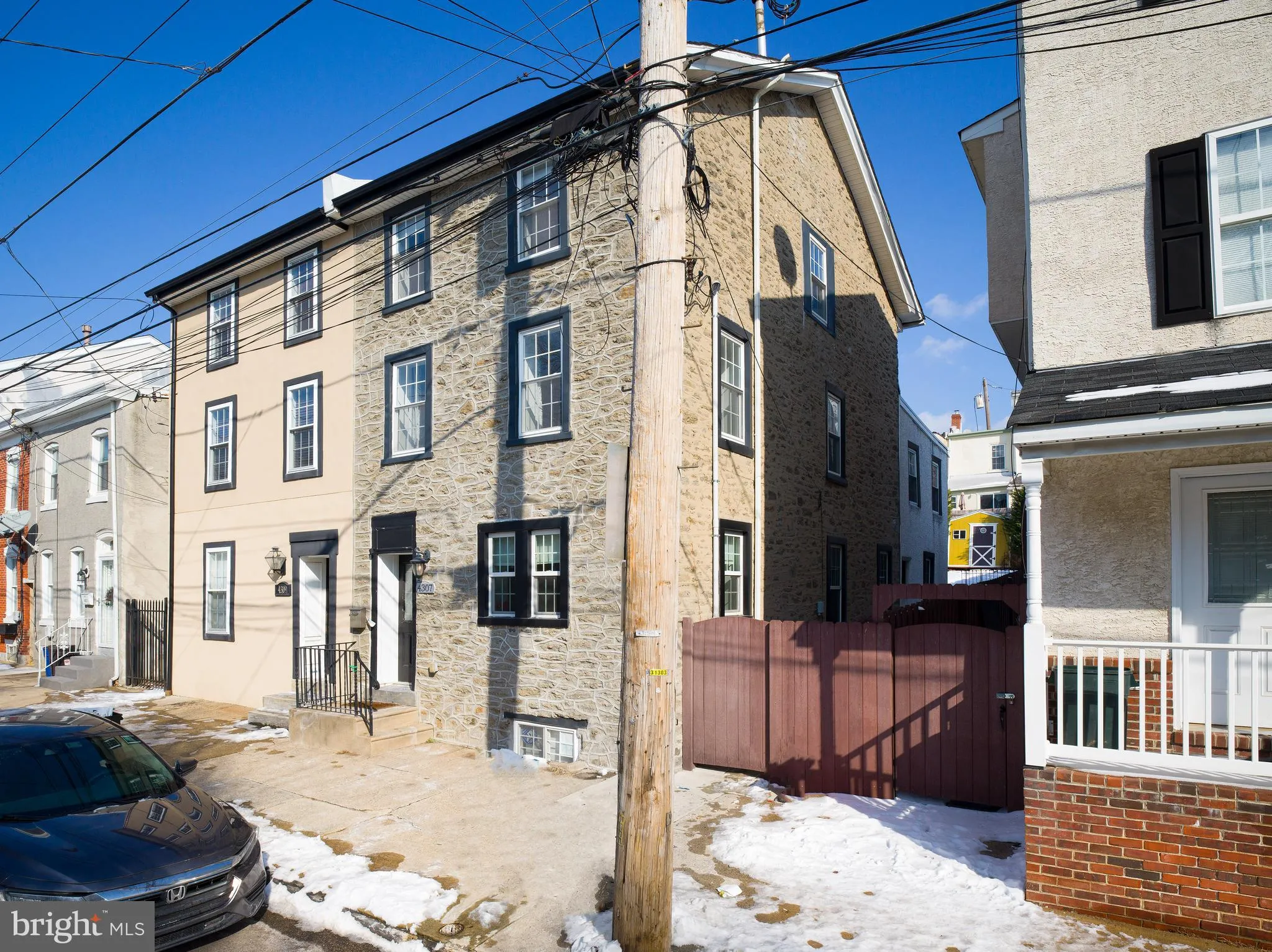 Philadelphia, Pennsylvania 19128, United States, 4 Bedrooms Bedrooms, ,3 BathroomsBathrooms,Residential,Contingent,17946