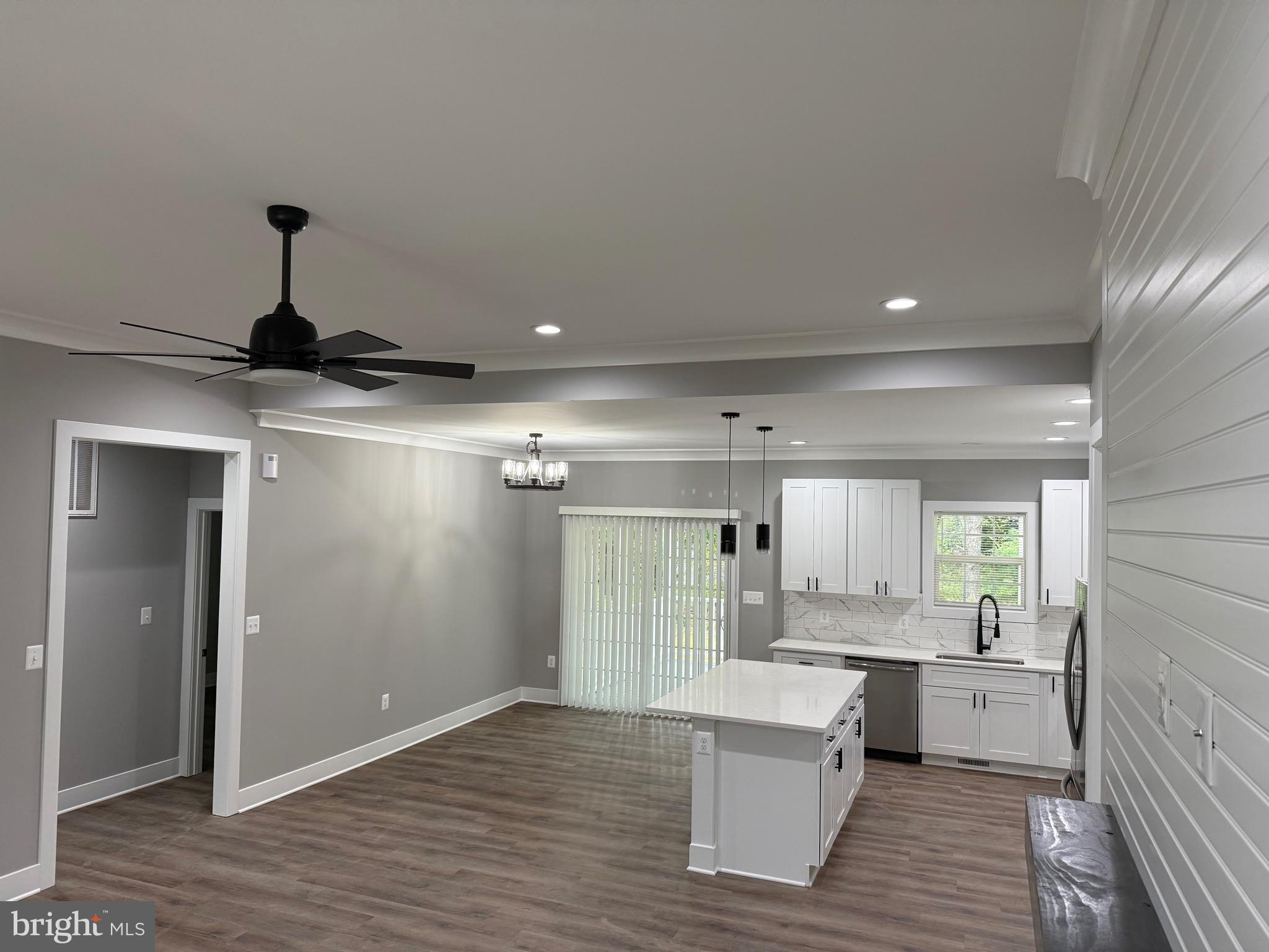 292 CURRIOMAN DRIVE