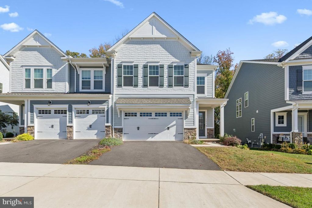 Photo of 17815 Woods Overlook Drive, DUMFRIES, VA 22026 (MLS # VAPW2106166)
