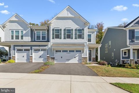 17815 WOODS OVERLOOK DRIVE DUMFRIES VA 22026