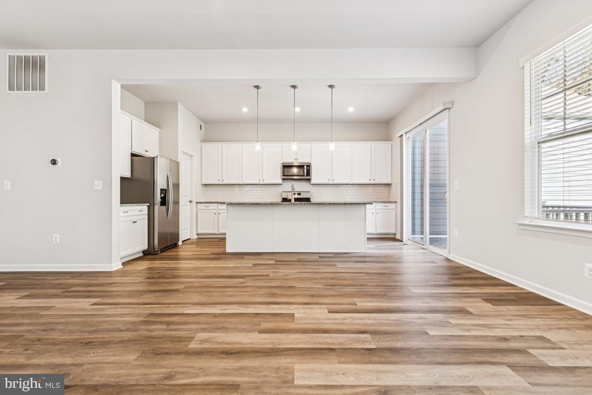 POTOMAC SHORES - Residential