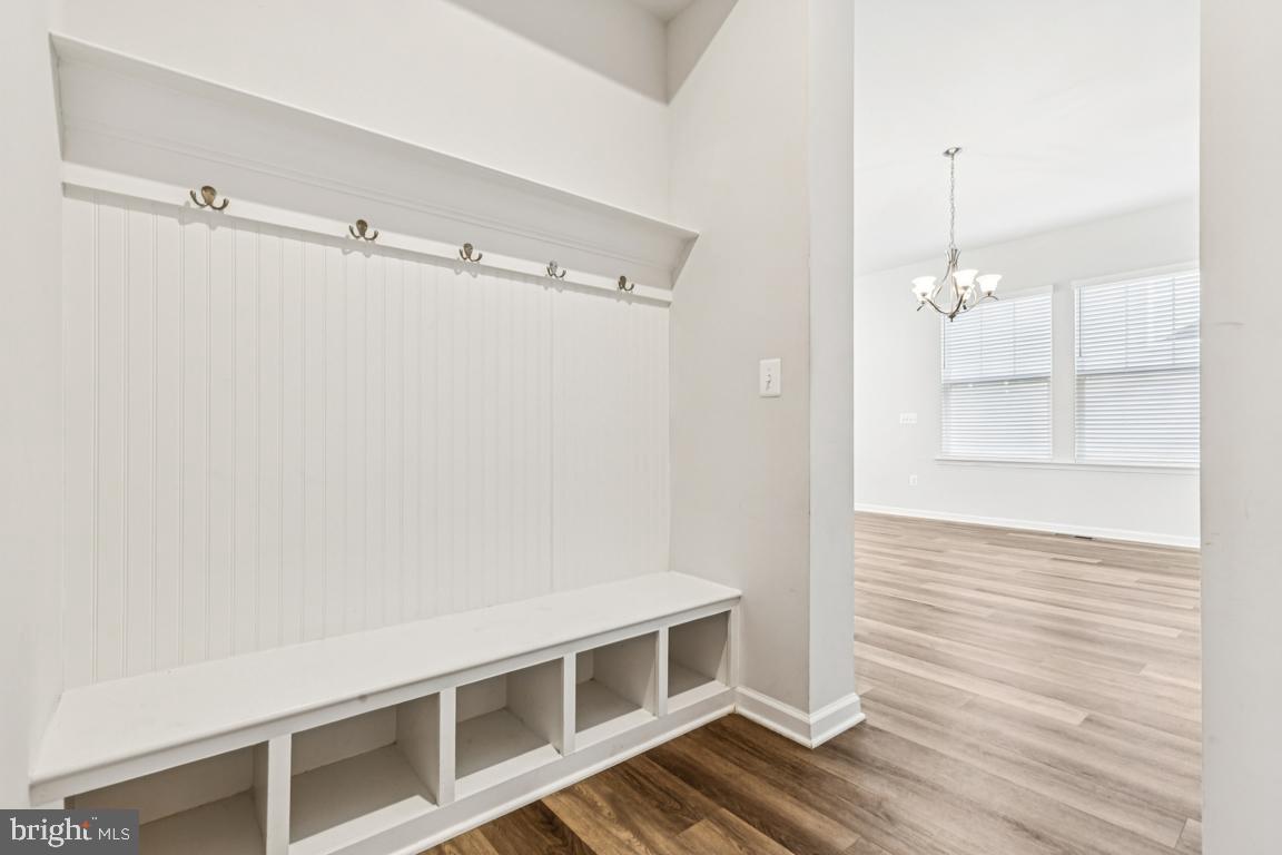 POTOMAC SHORES - Residential