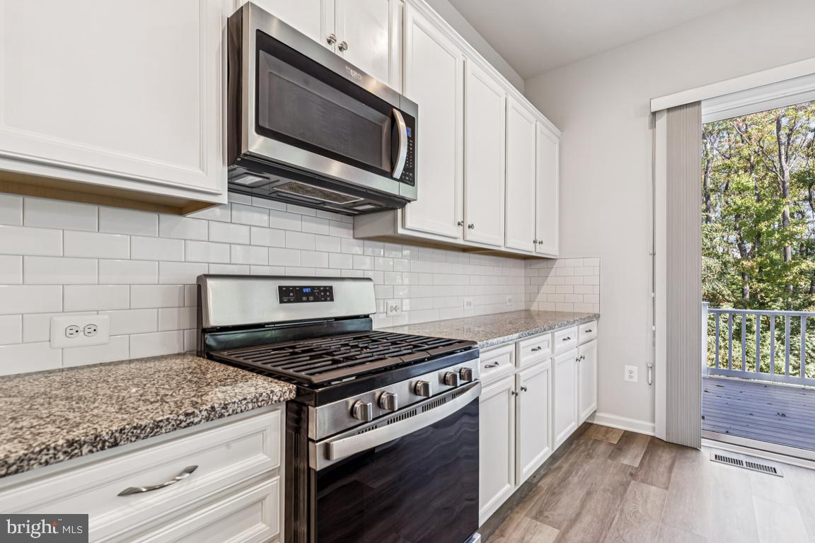 POTOMAC SHORES - Residential