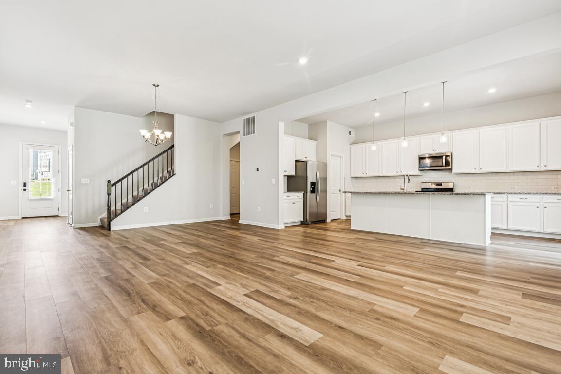 POTOMAC SHORES - Residential