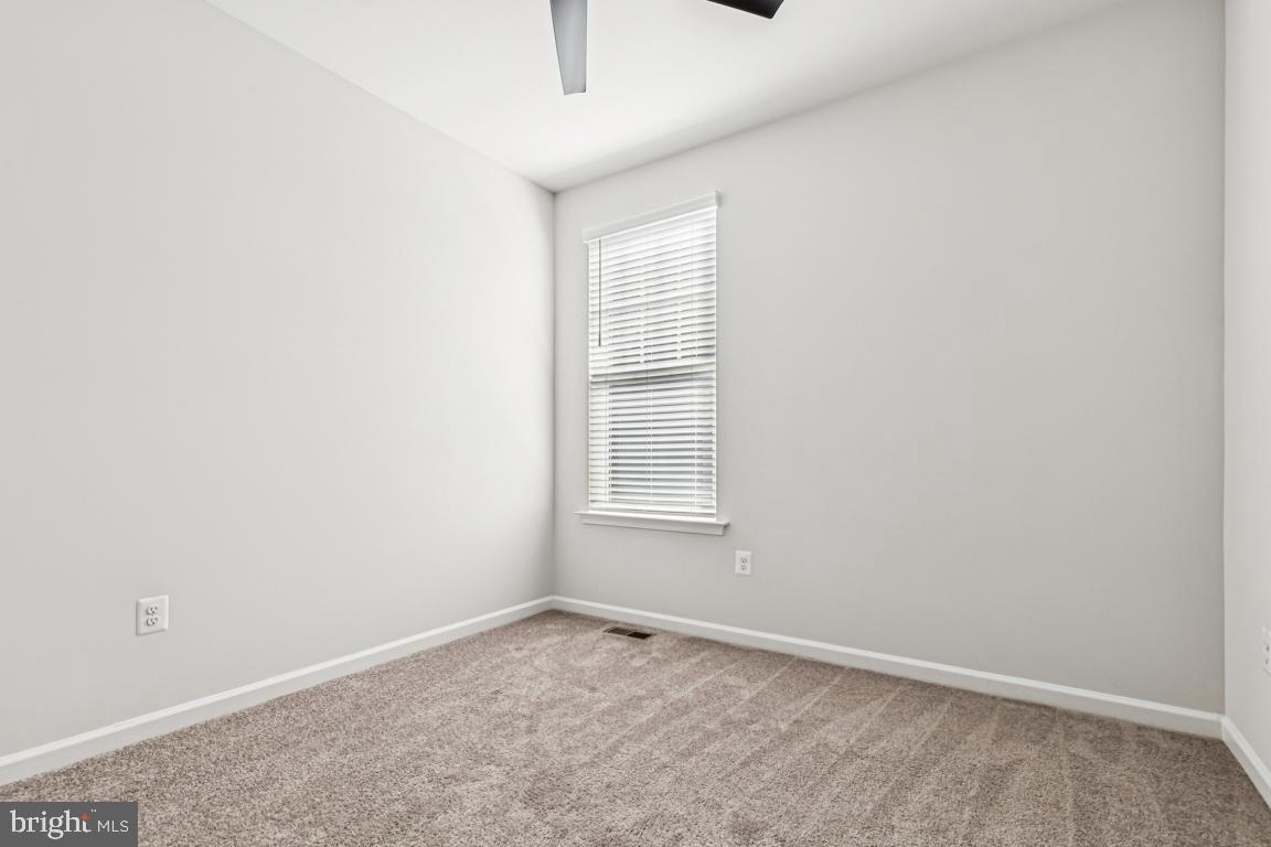 POTOMAC SHORES - Residential