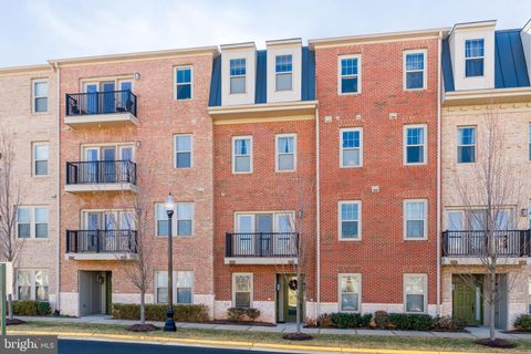 Condo For Sale - 42881 Littlehales Terrace<br/> ASHBURN, VA 20148