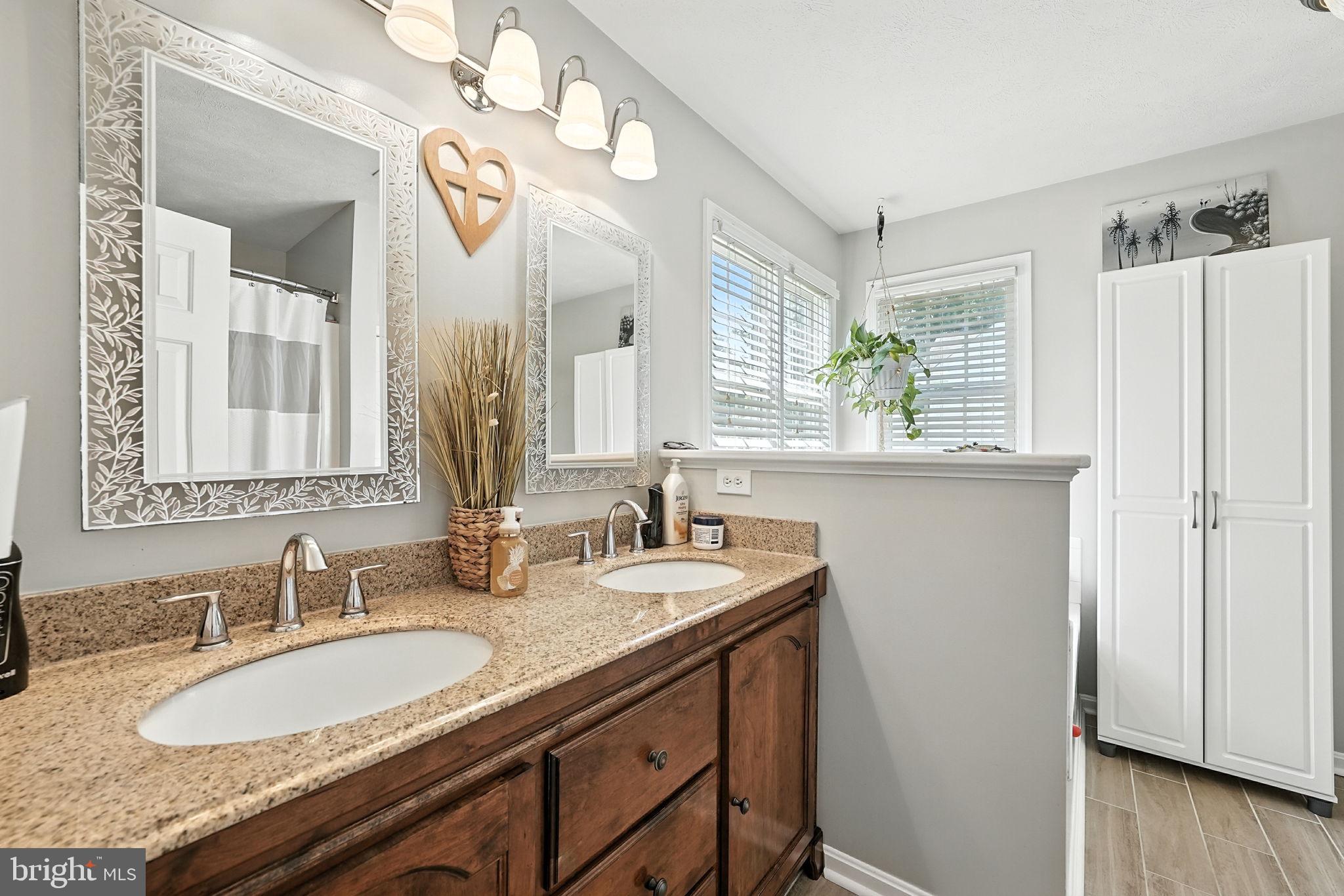 OAKLAND PARK - Residential