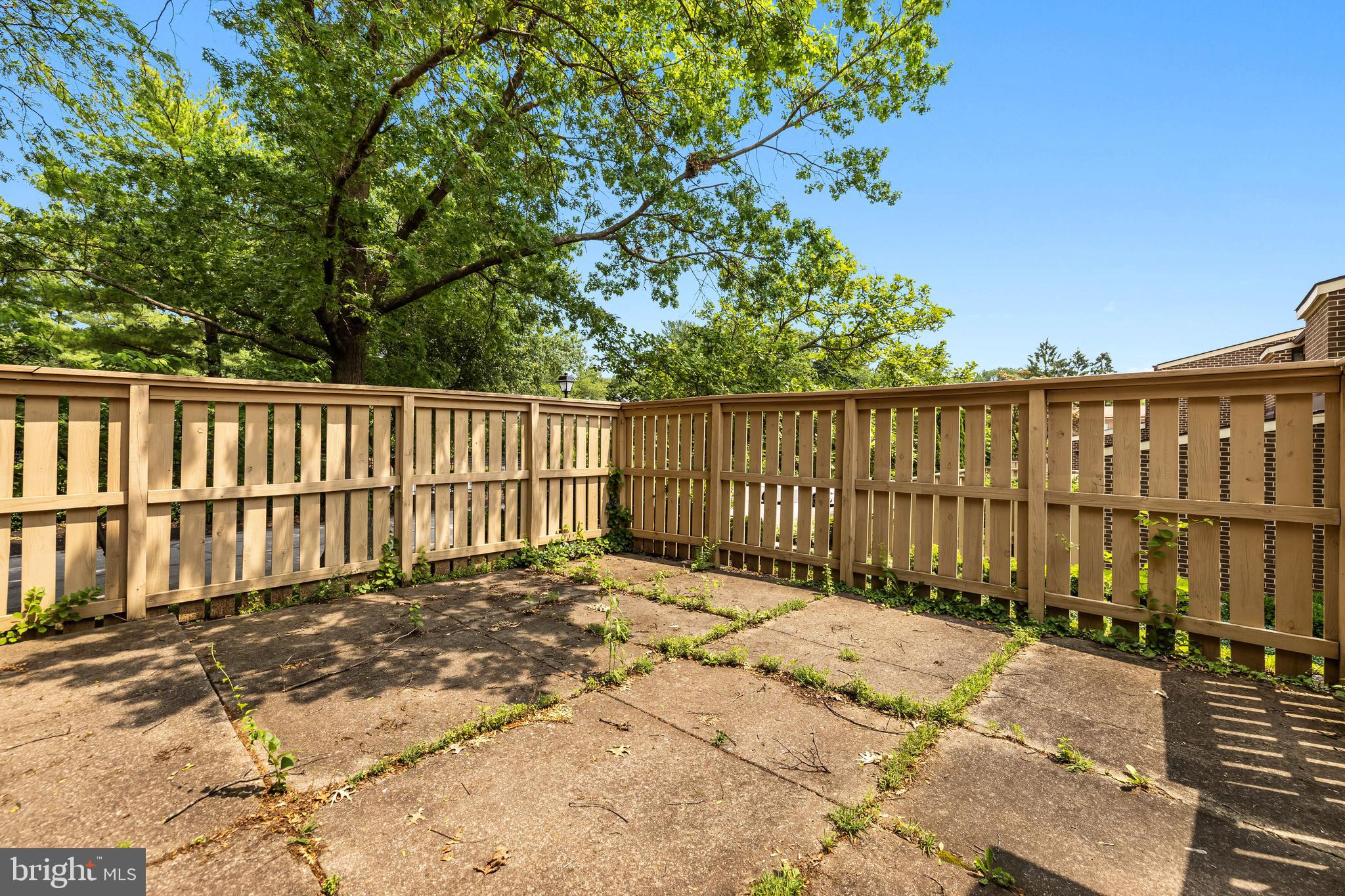 ANNEN WOODS - Residential
