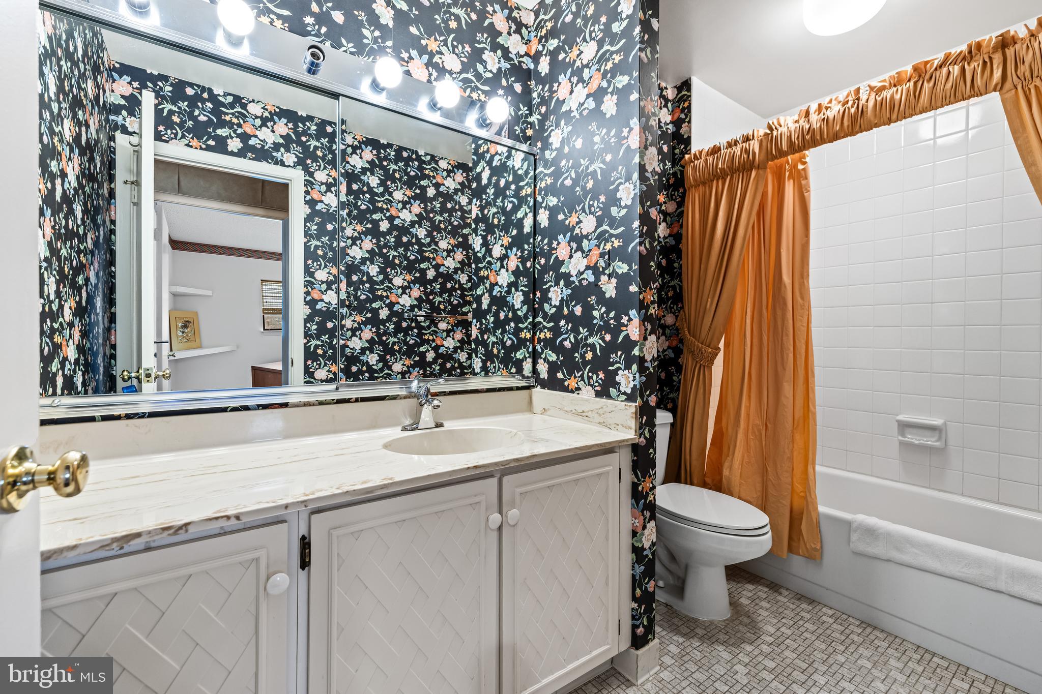 ANNEN WOODS - Residential