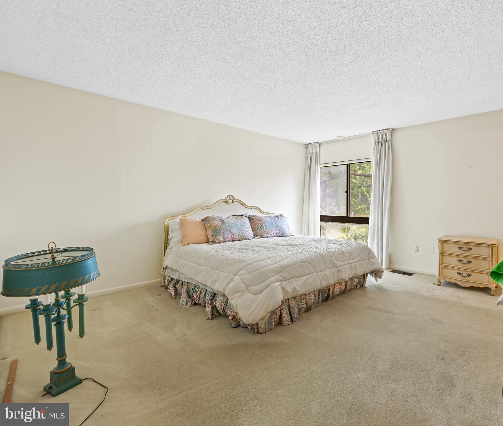 ANNEN WOODS - Residential