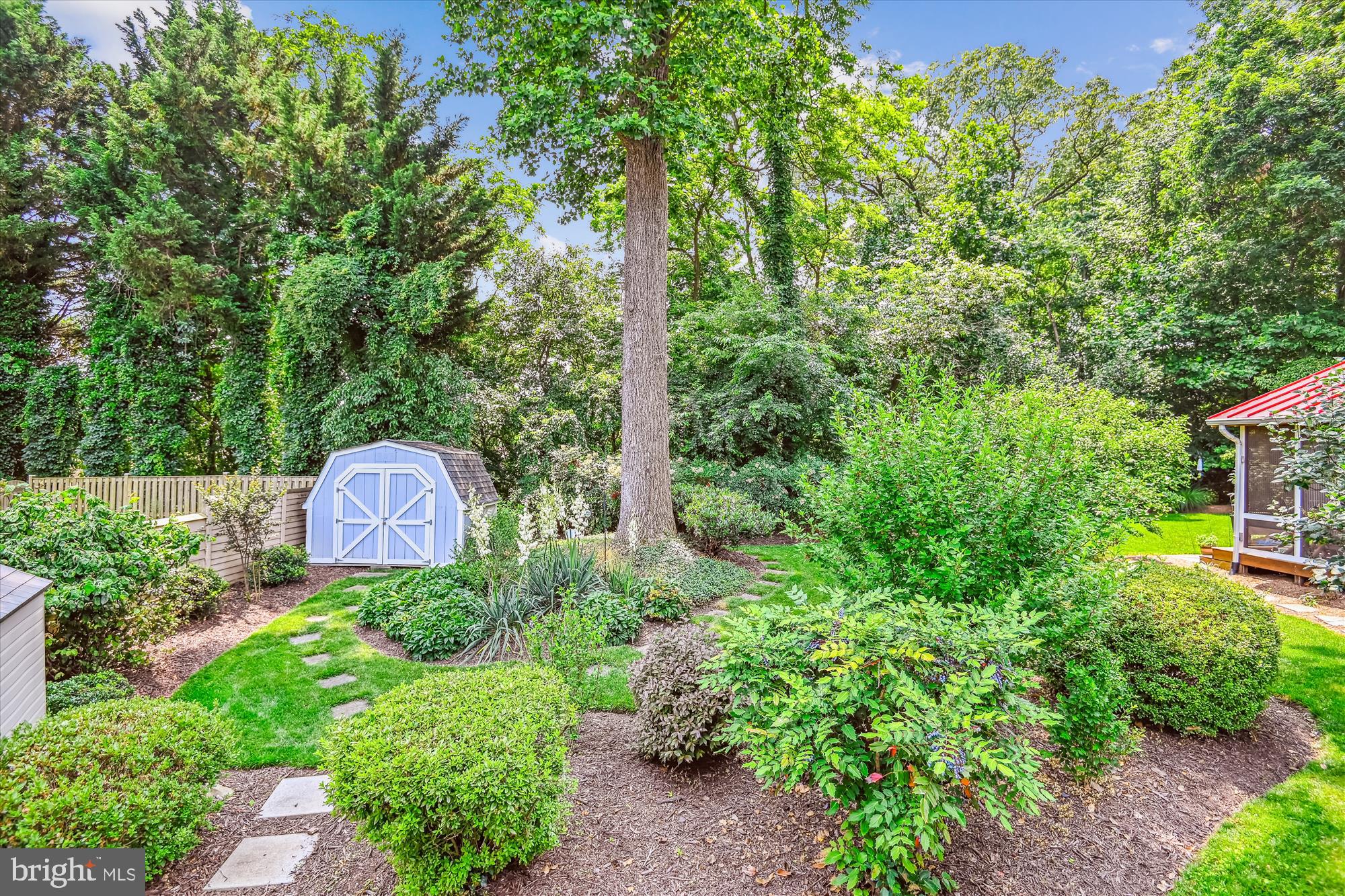 GEORGETOWN GROVE - Residential