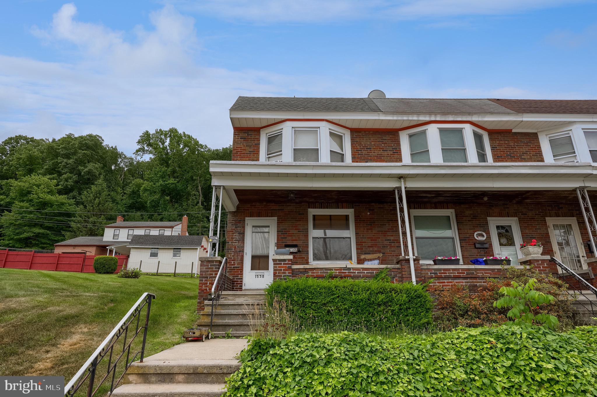 1538 FAIRVIEW STREET