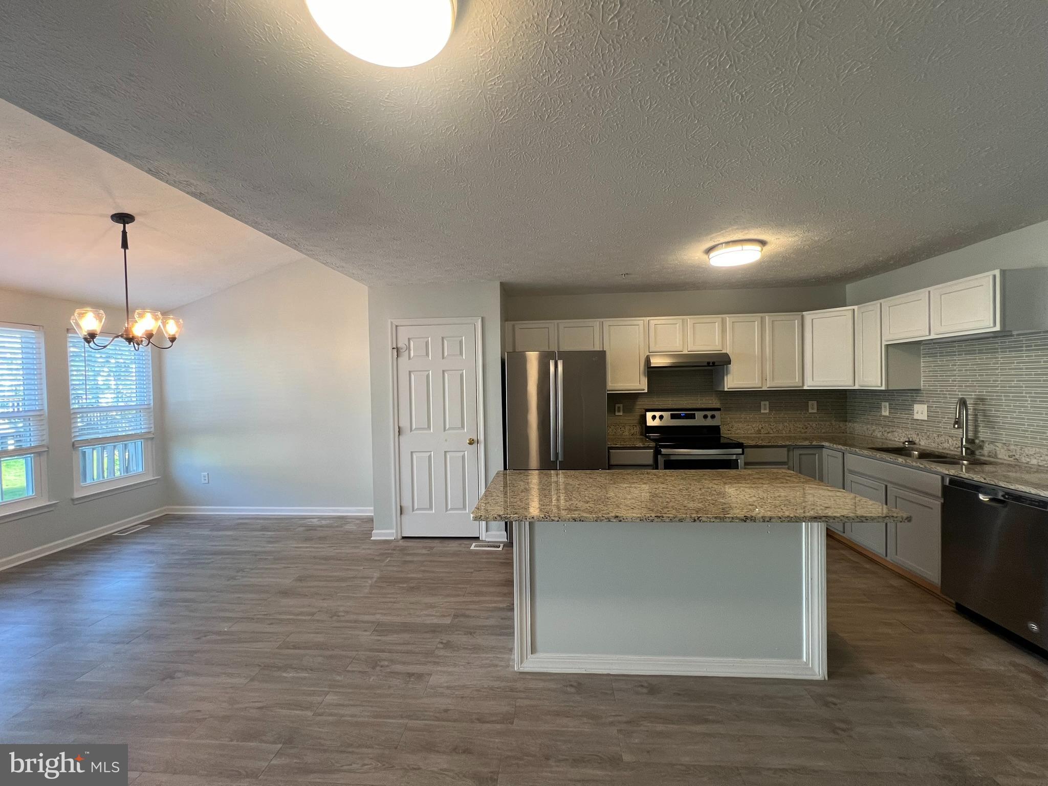 SEVEN OAKS - Residential Lease