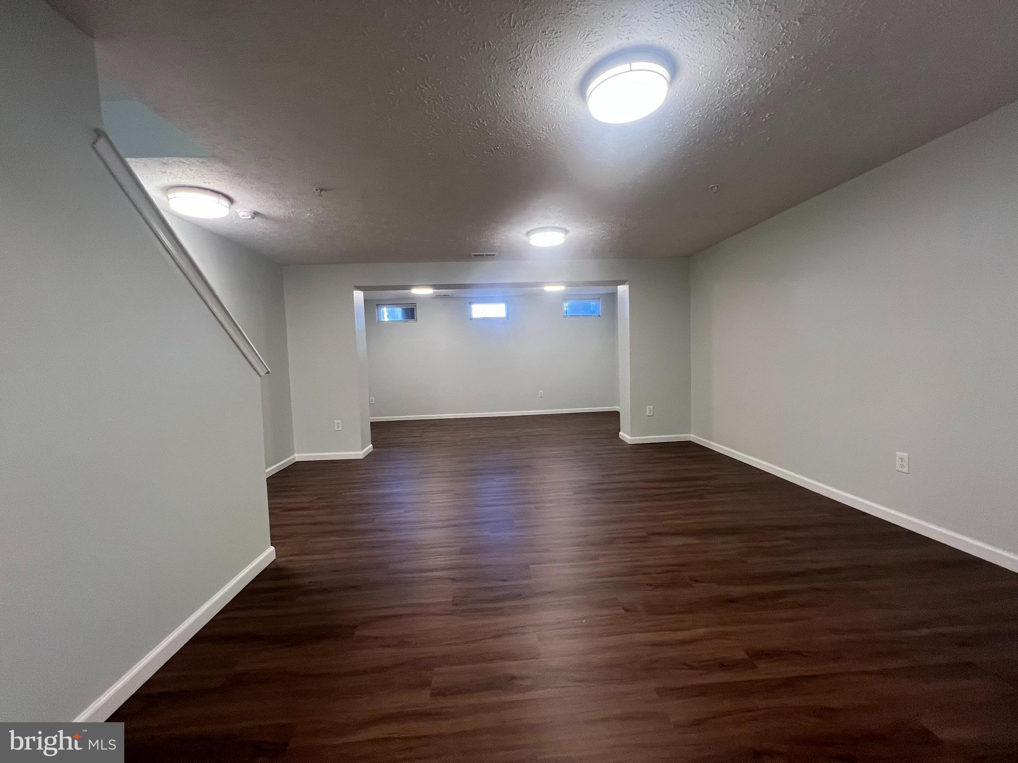 SEVEN OAKS - Residential Lease