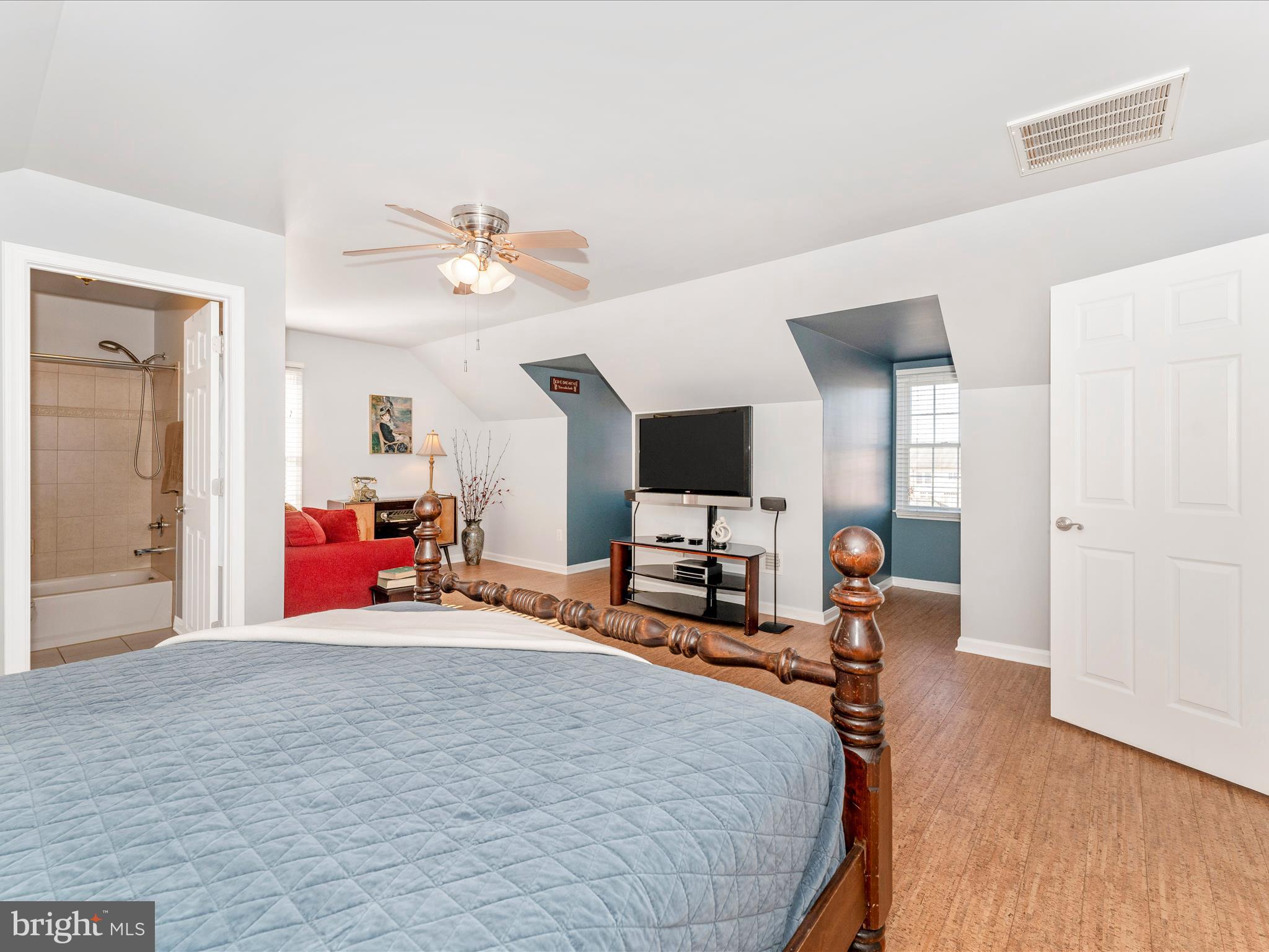 VILLAGES OF URBANA - Residential