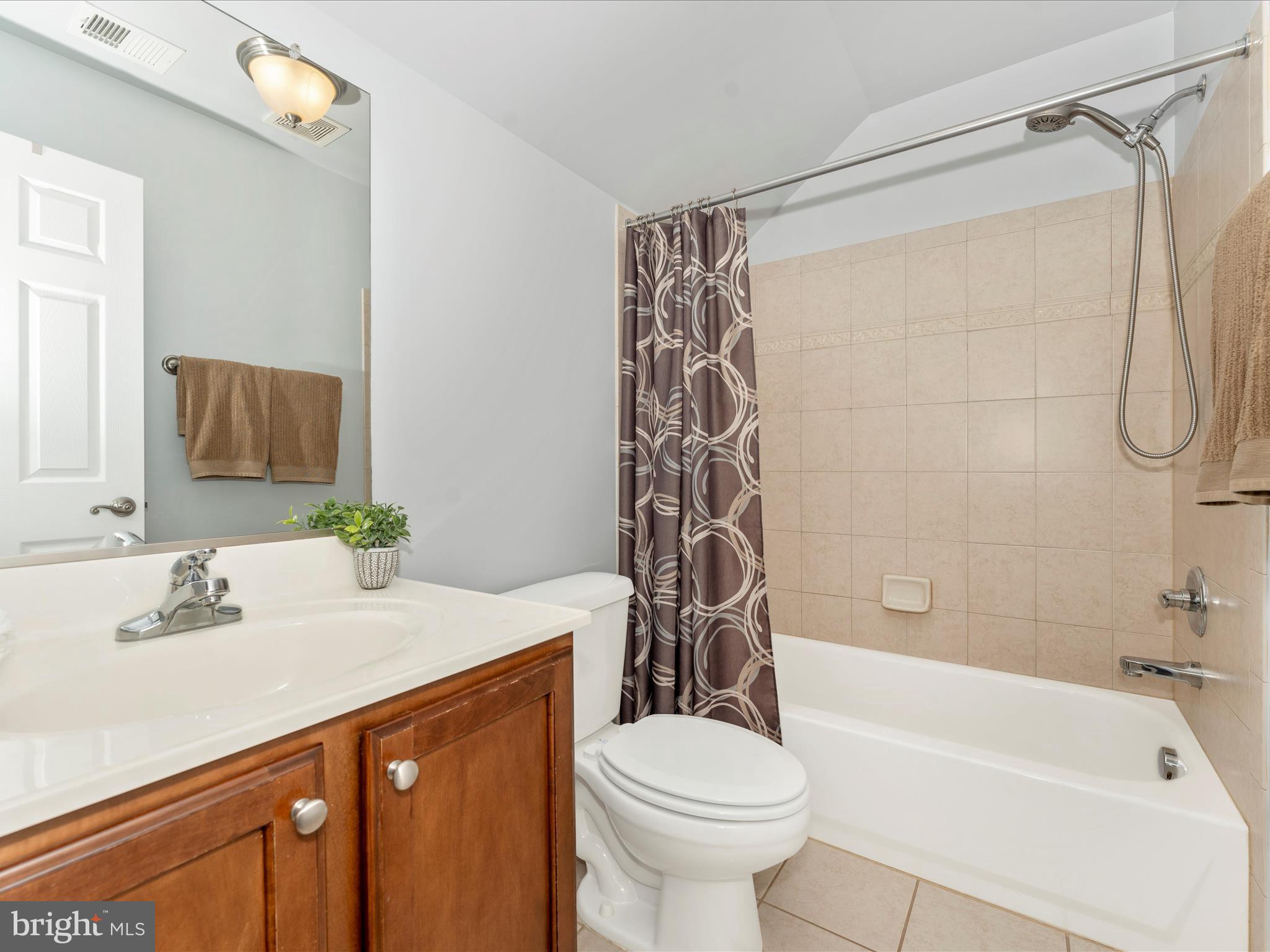 VILLAGES OF URBANA - Residential