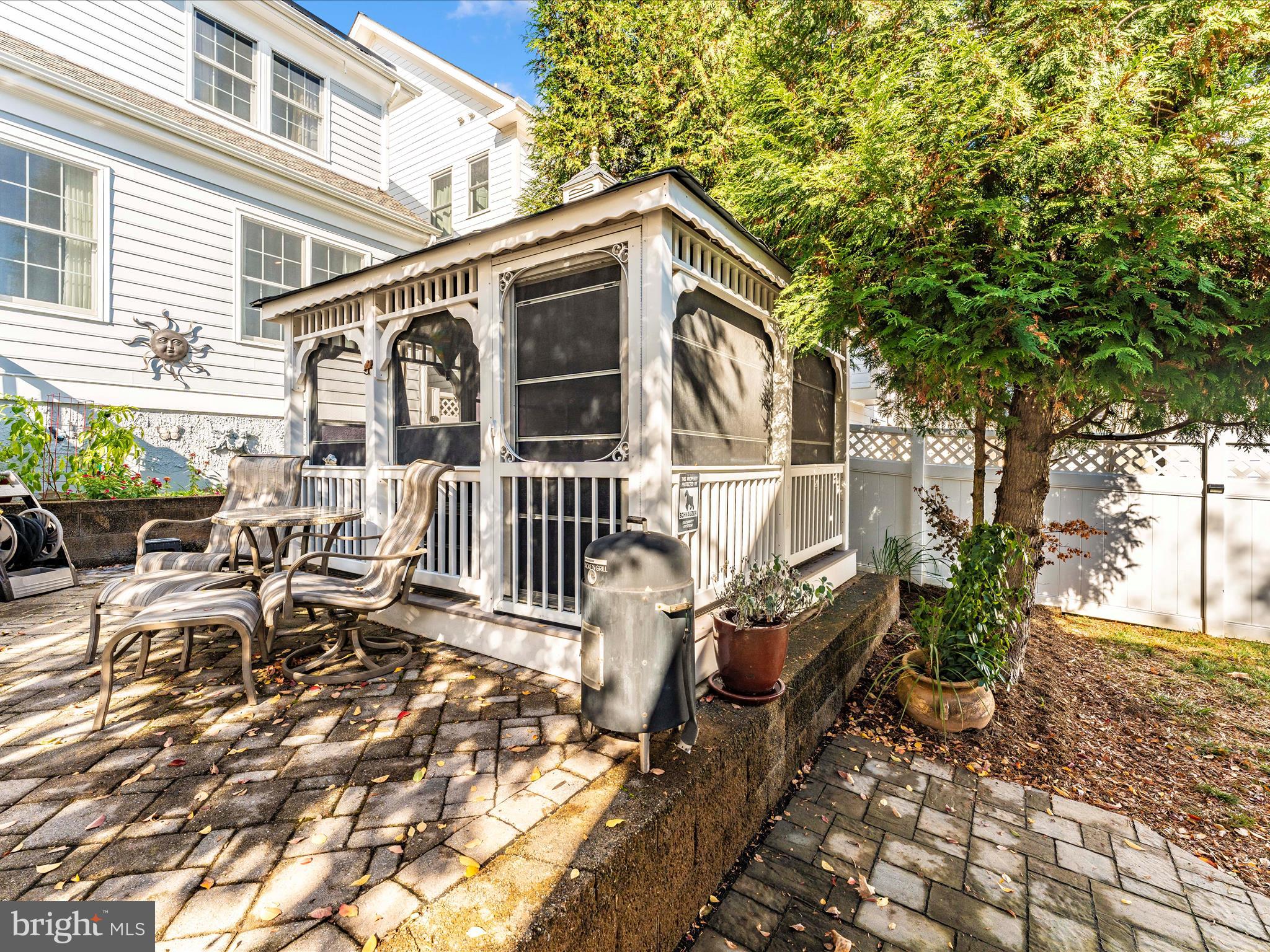 VILLAGES OF URBANA - Residential