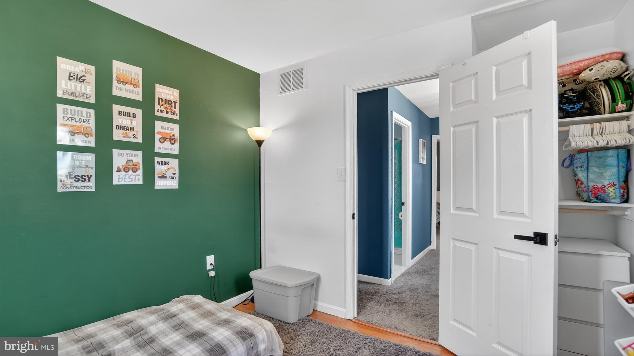 VILLAGE OF OLDE MILL - Residential