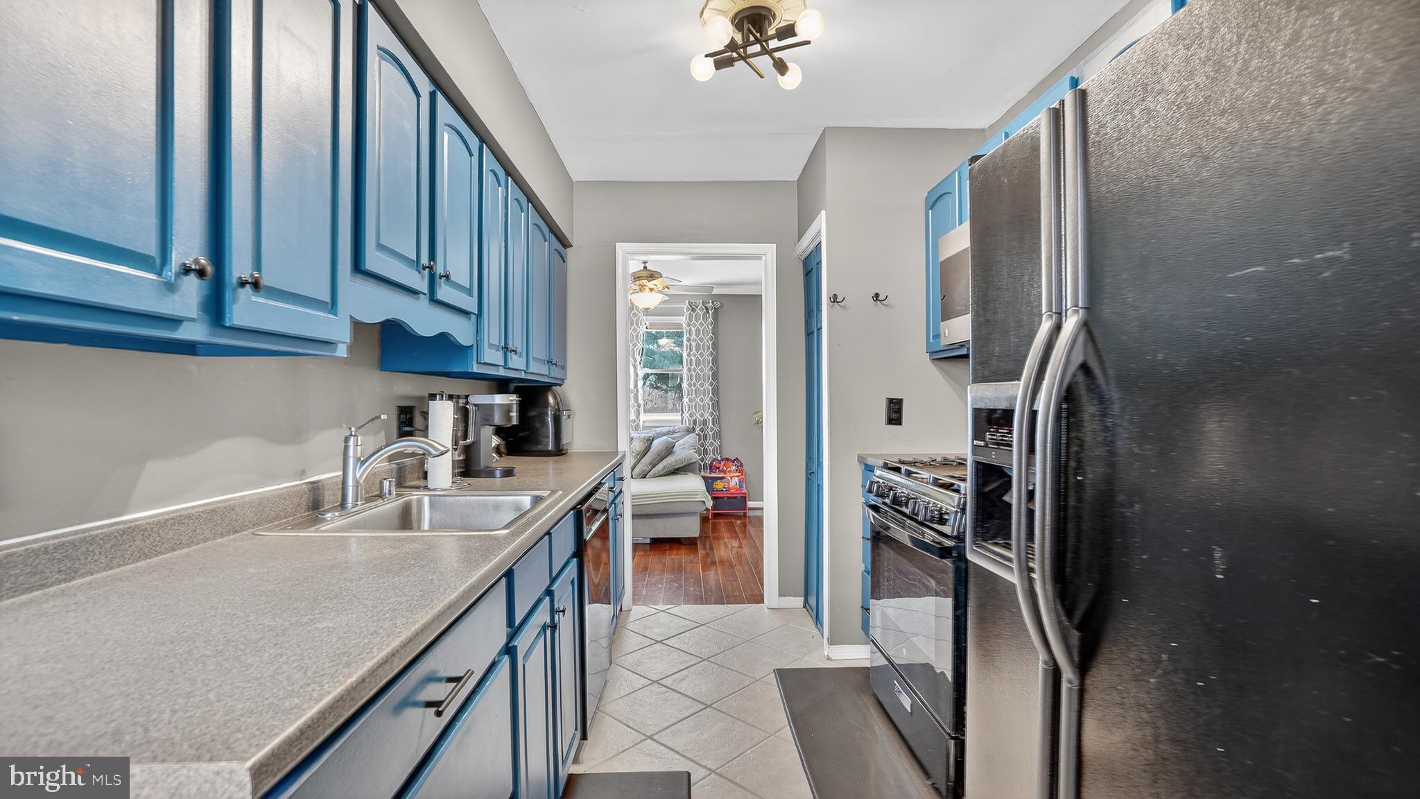 VILLAGE OF OLDE MILL - Residential