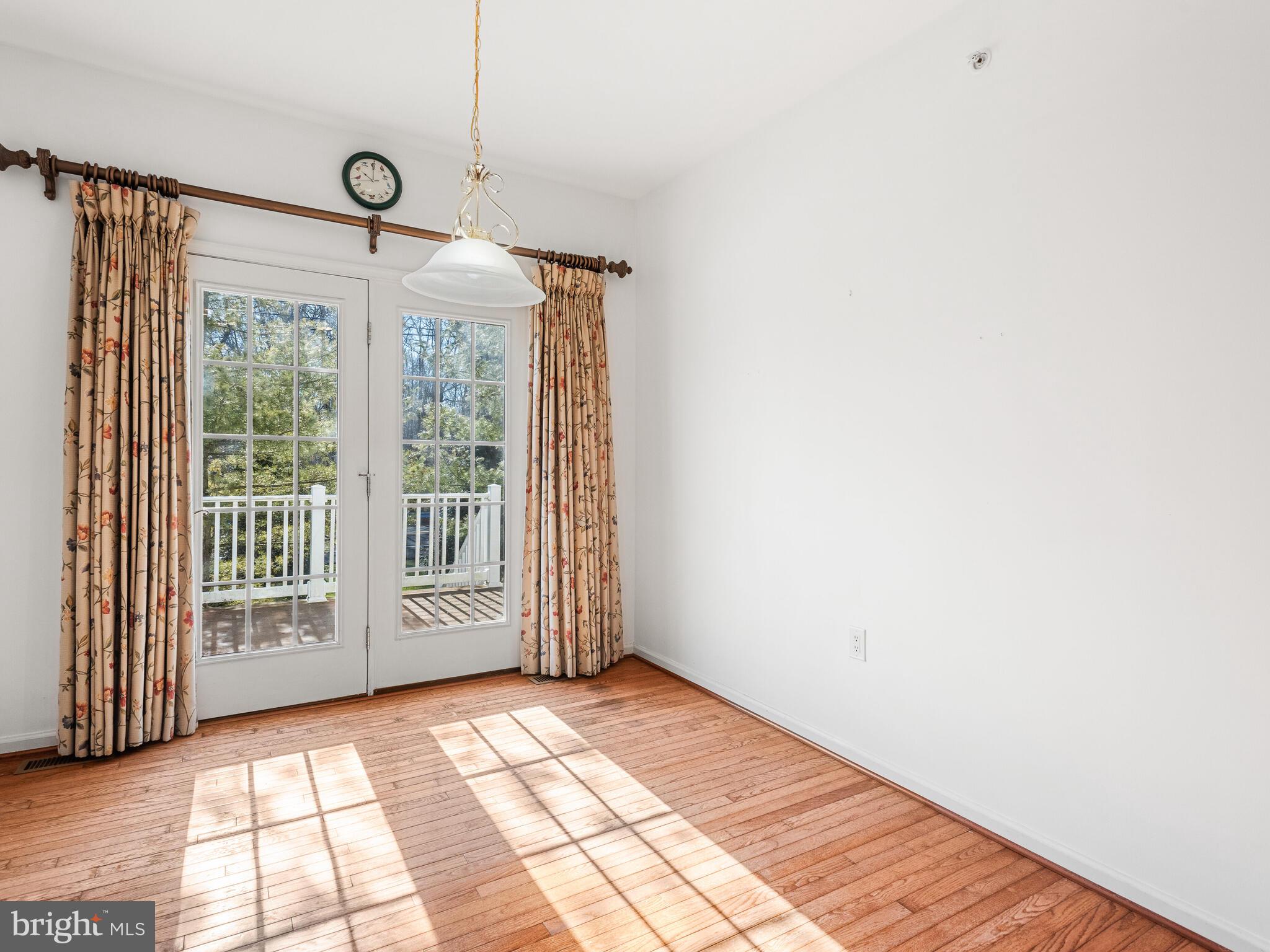 BLUESTONE CREEK - Residential