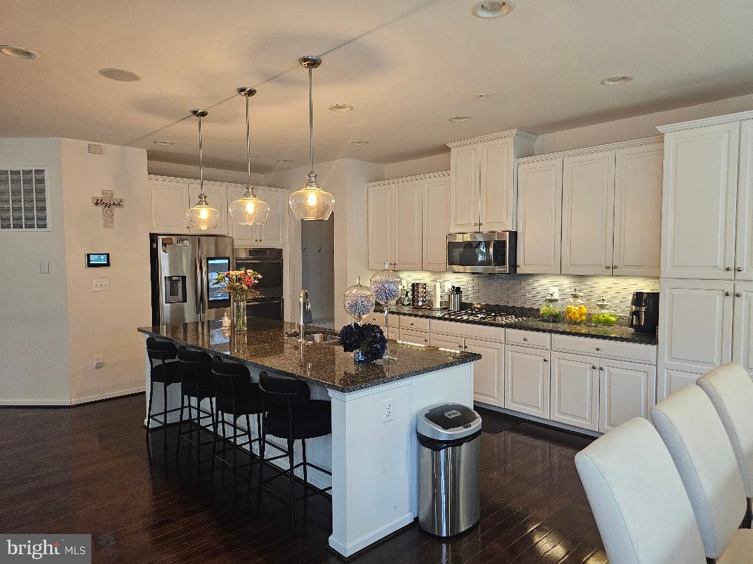 OAK CREEK CLUB - Residential